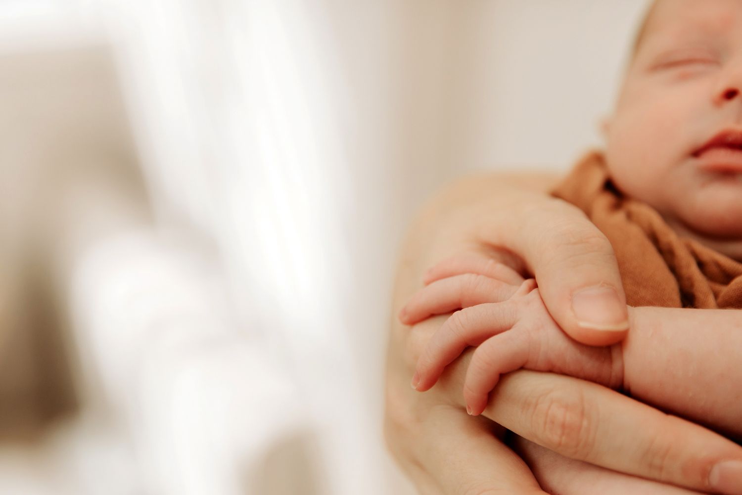 Newborn baby portraiture at home photo shoot in Brisbane.