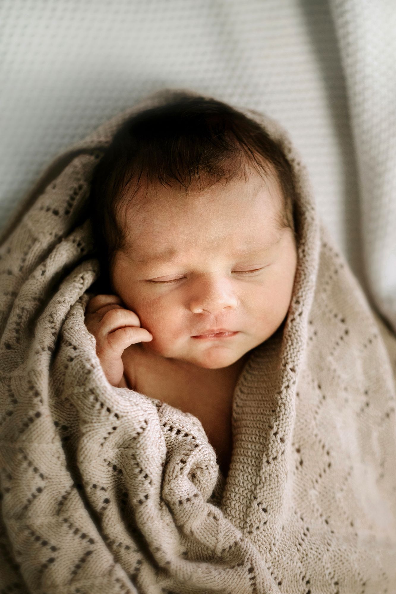 At home newborn photography in Brisbane Wynnum Manly Wellington Point area.