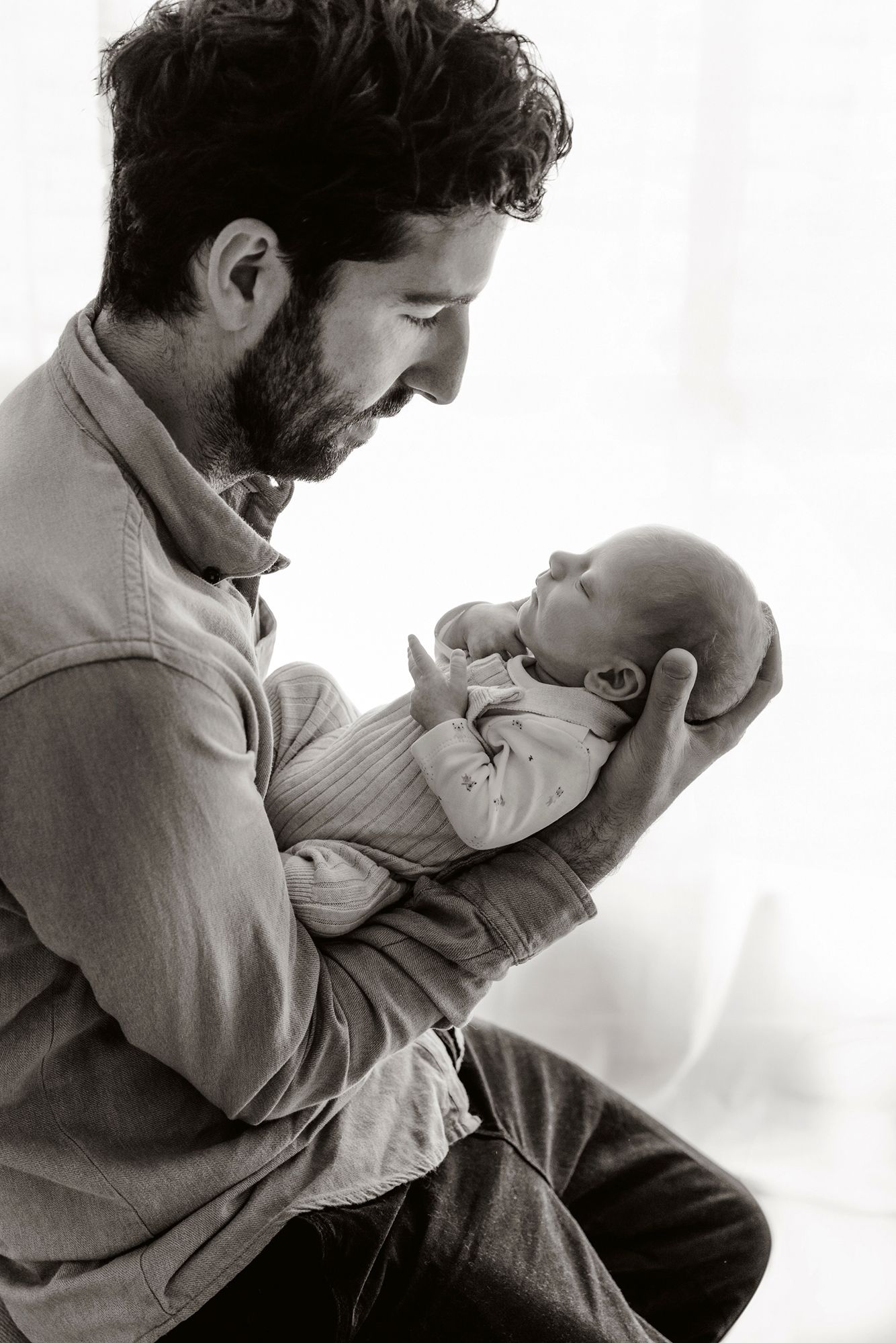 In-home family newborn photographer Redlands Cleveland, in the comfort of your home.