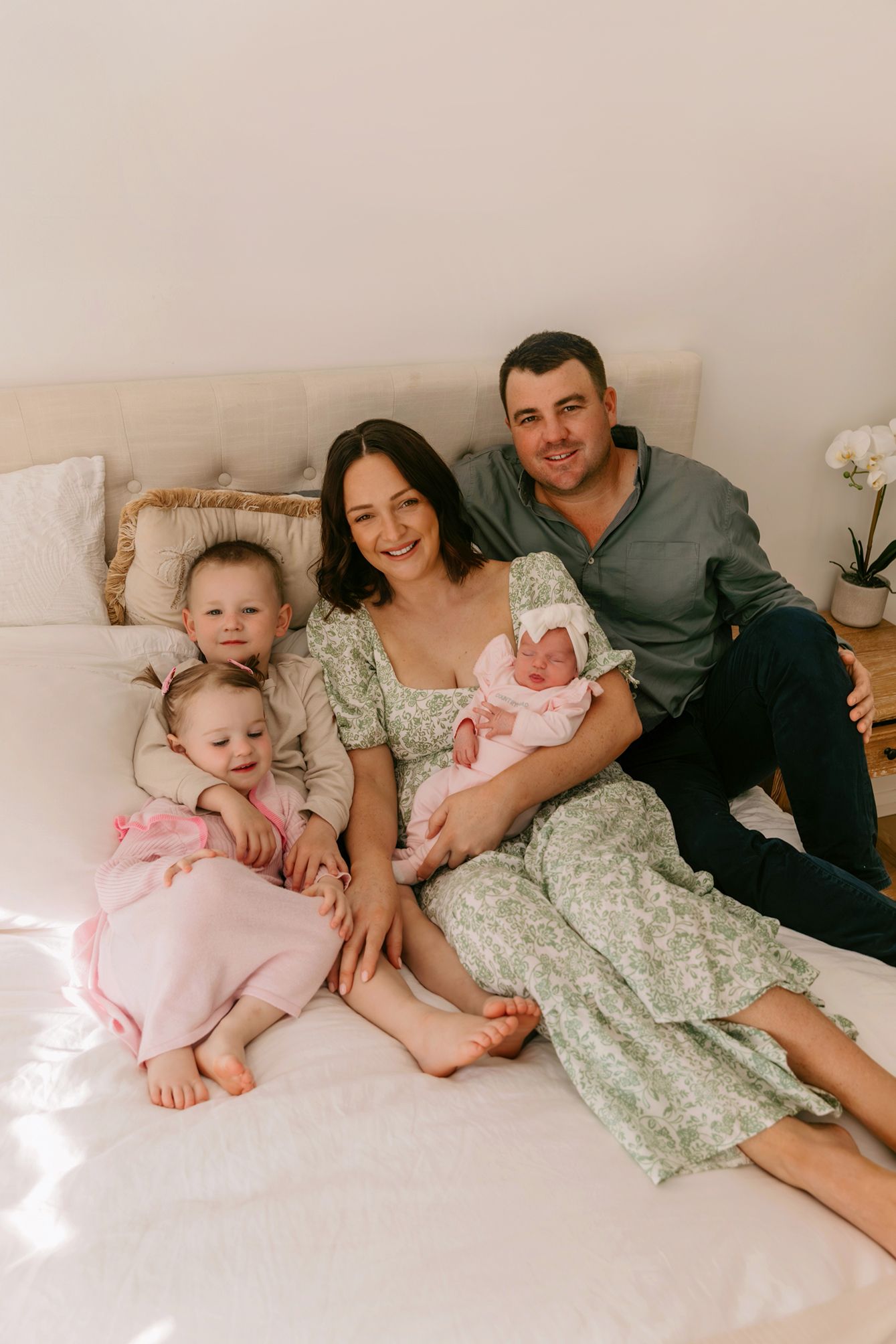 Victoria Point newborn photographer.
