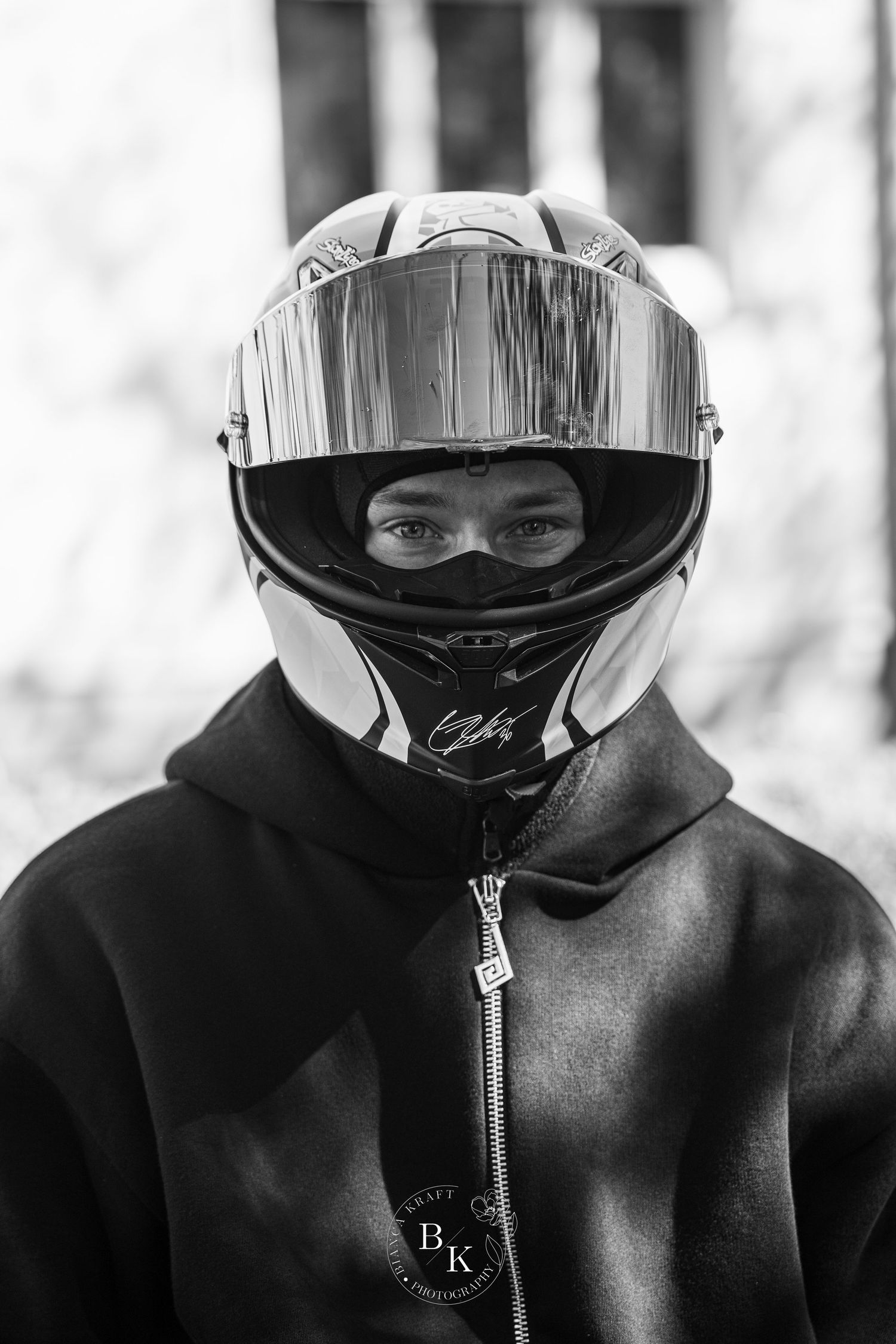 Sportbike Motorrad auf einer Landstraße in Stuttgart