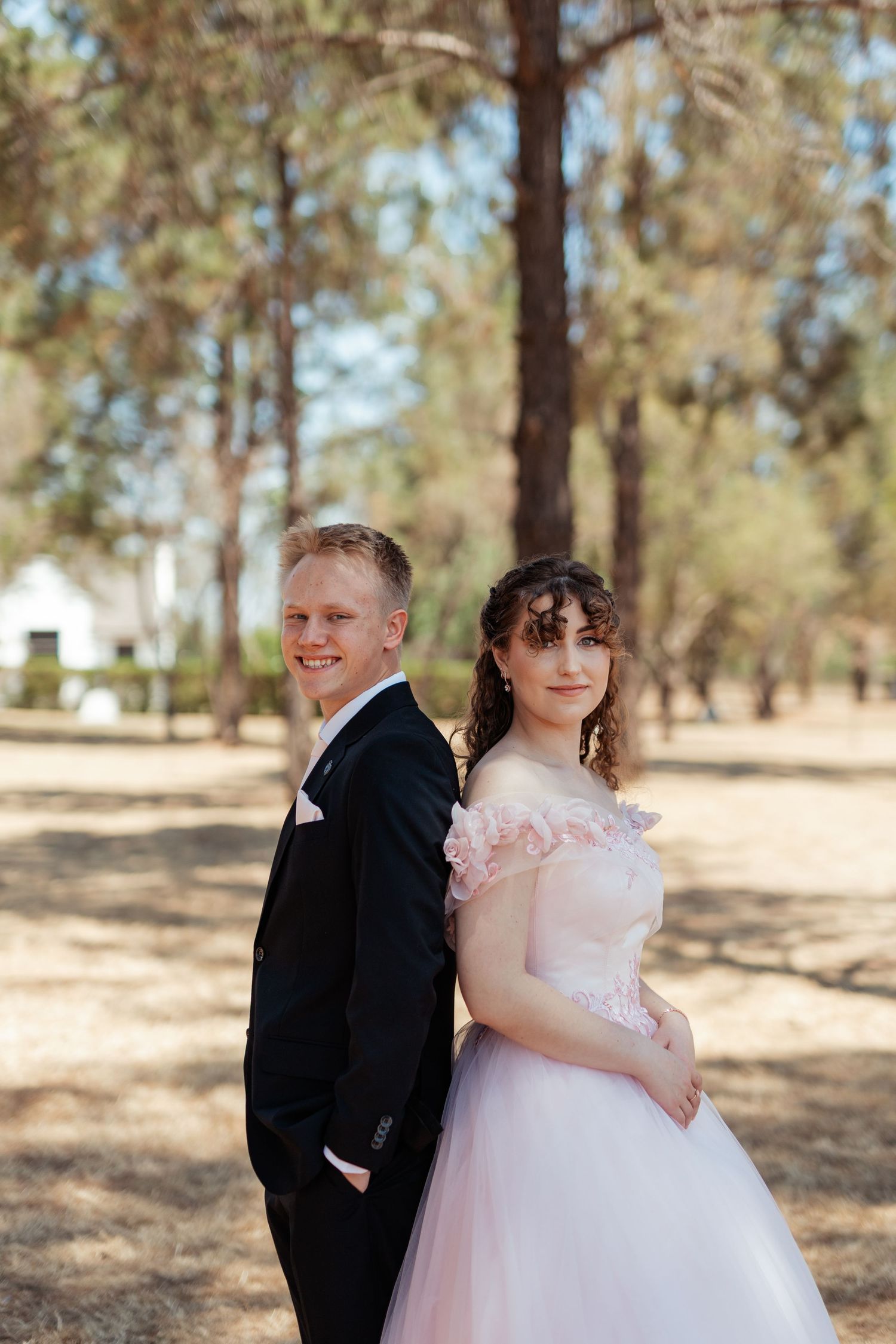 We are Tristan & Lelani, a Husband and wife, Photo and video team.
Creating cinematic, emotive art that whispers of eternity in the fleeting