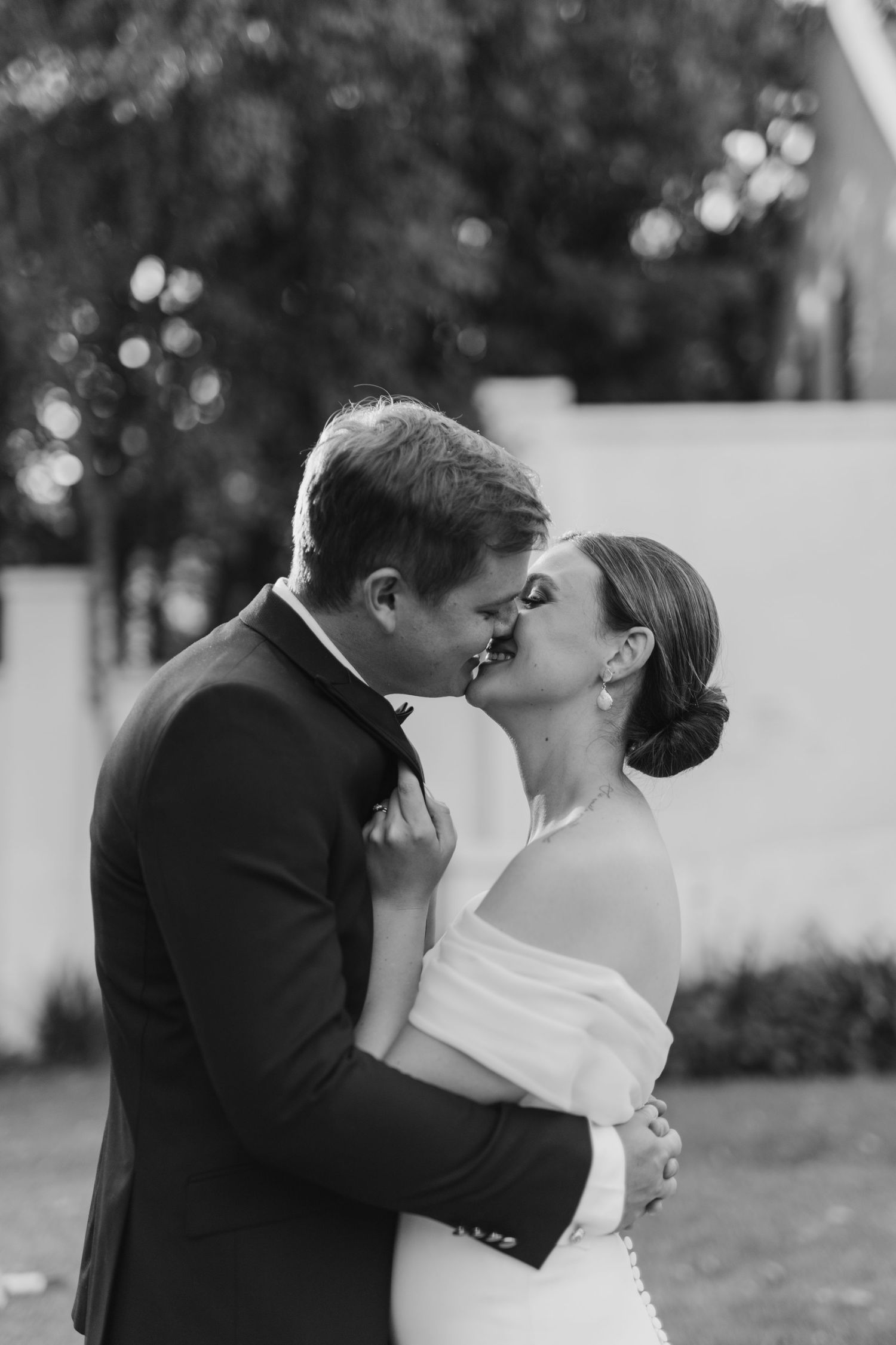 We are Tristan & Lelani, a Husband and wife, Photo and video team.
Creating cinematic, emotive art that whispers of eternity in the fleeting