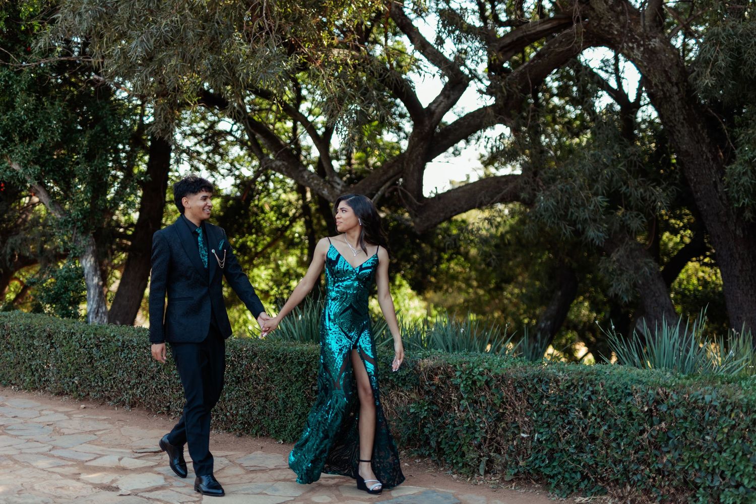 We are Tristan & Lelani, a Husband and wife, Photo and video team.
Creating cinematic, emotive art that whispers of eternity in the fleeting