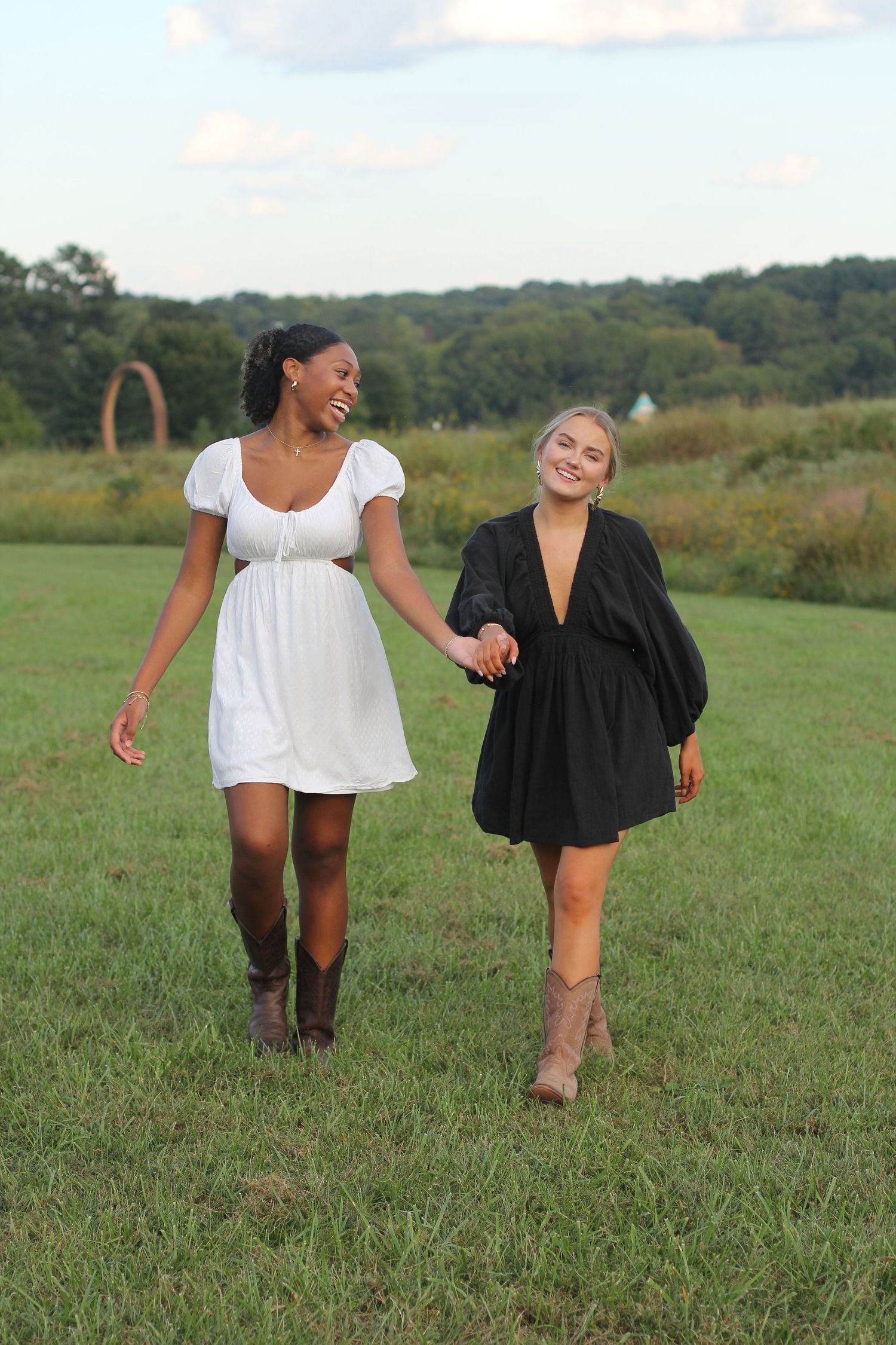 High School Senior Besties Portraits in Raleigh, NC