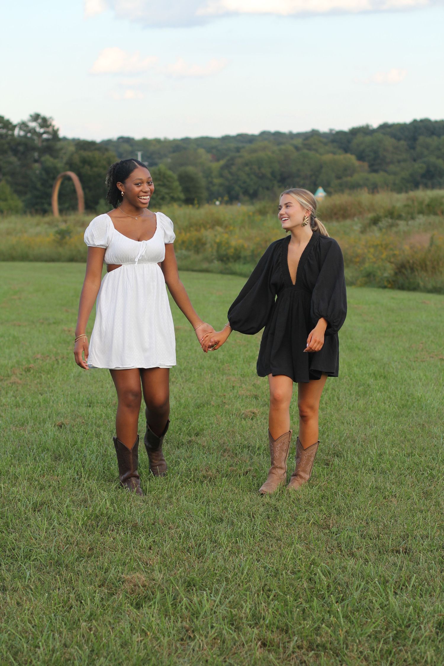 High School Senior Besties Portraits in Raleigh, NC