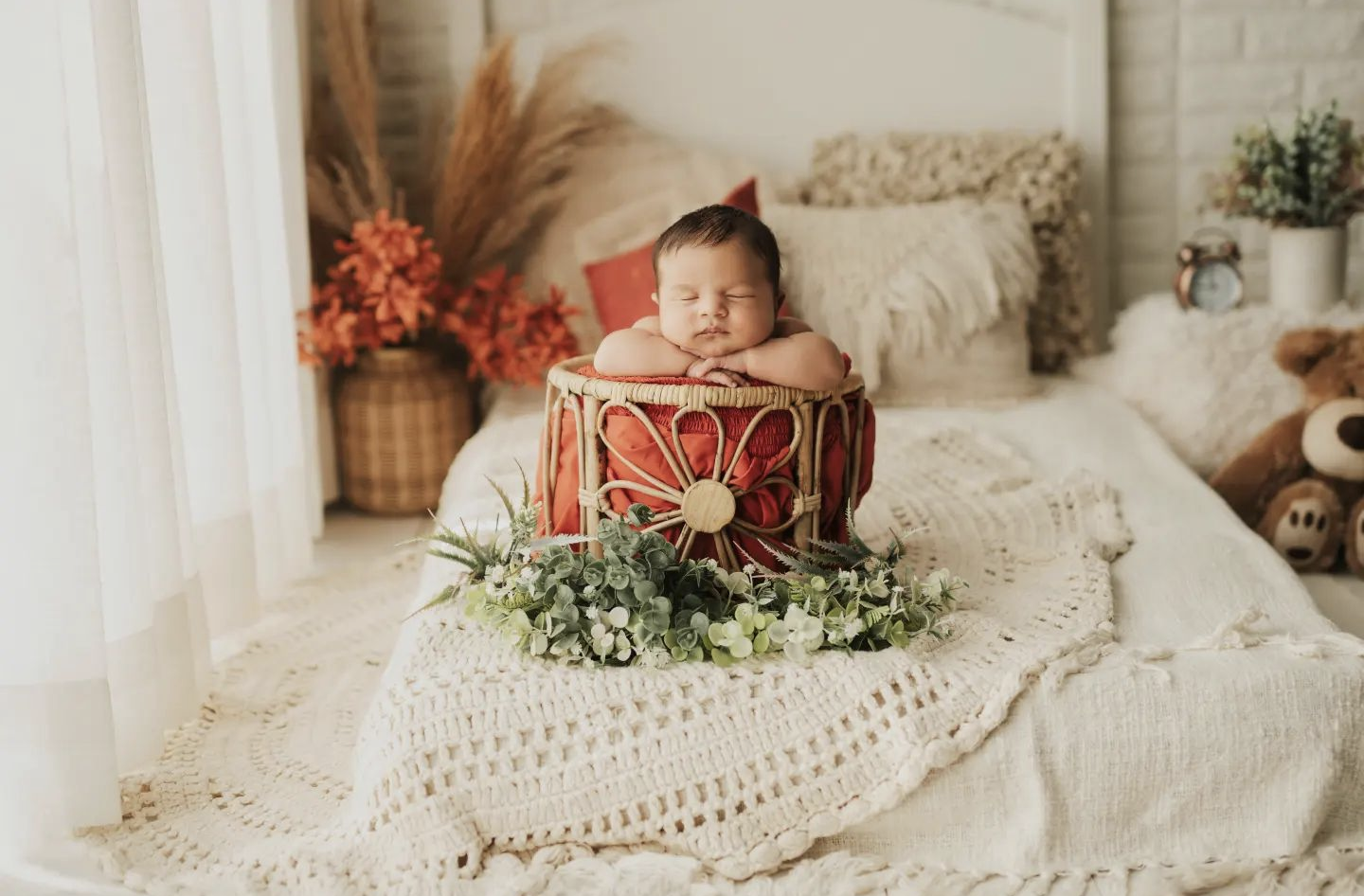 Soft themed new born baby shoot near me – Impresio Studio