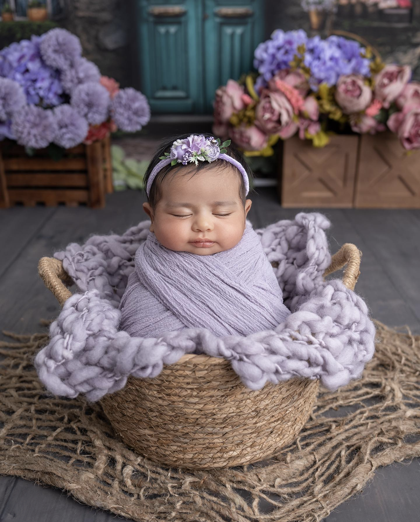 Cute newborn baby photography with natural background – Impresio Studio