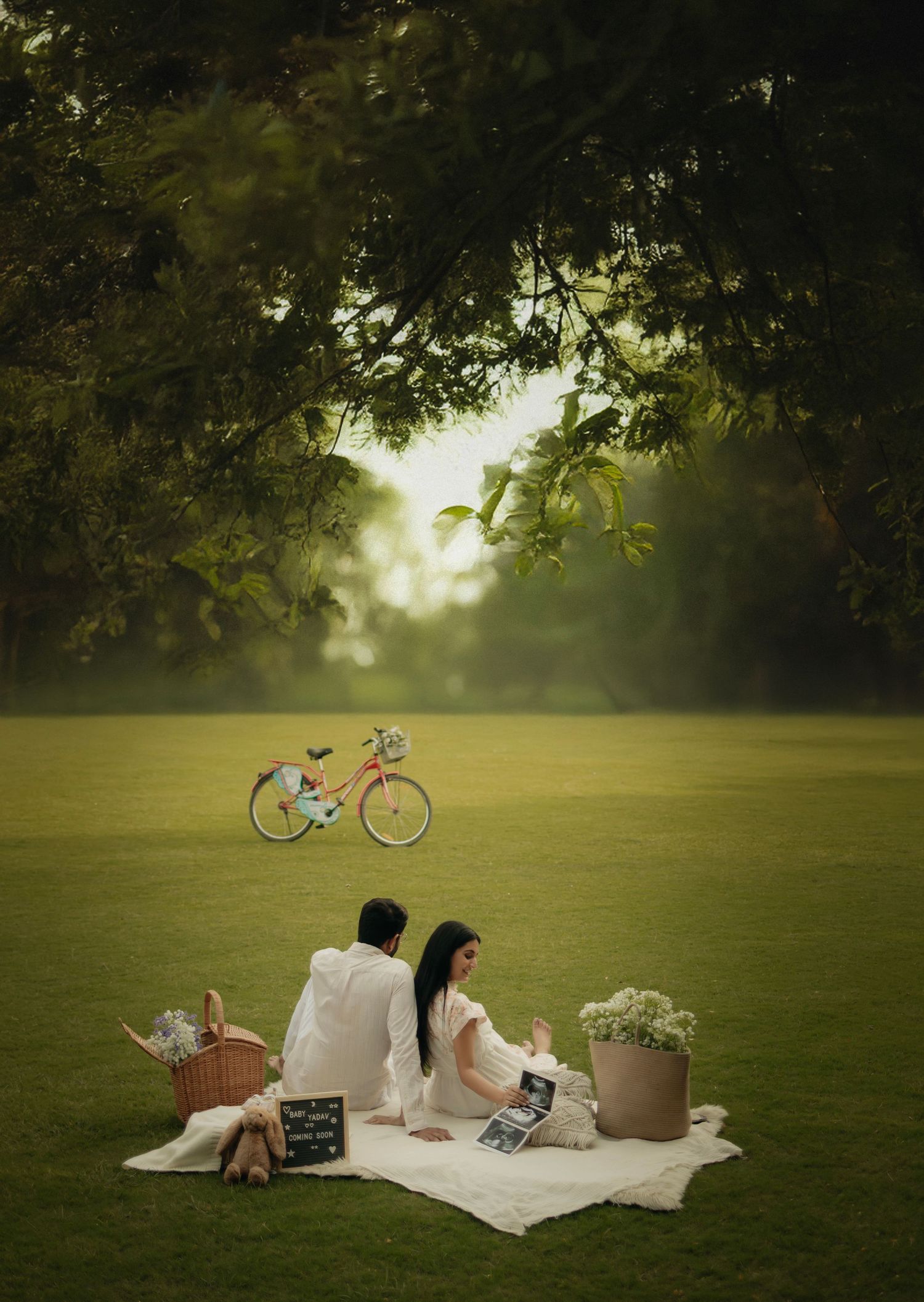 Designer maternity shoot – Impresio Studio