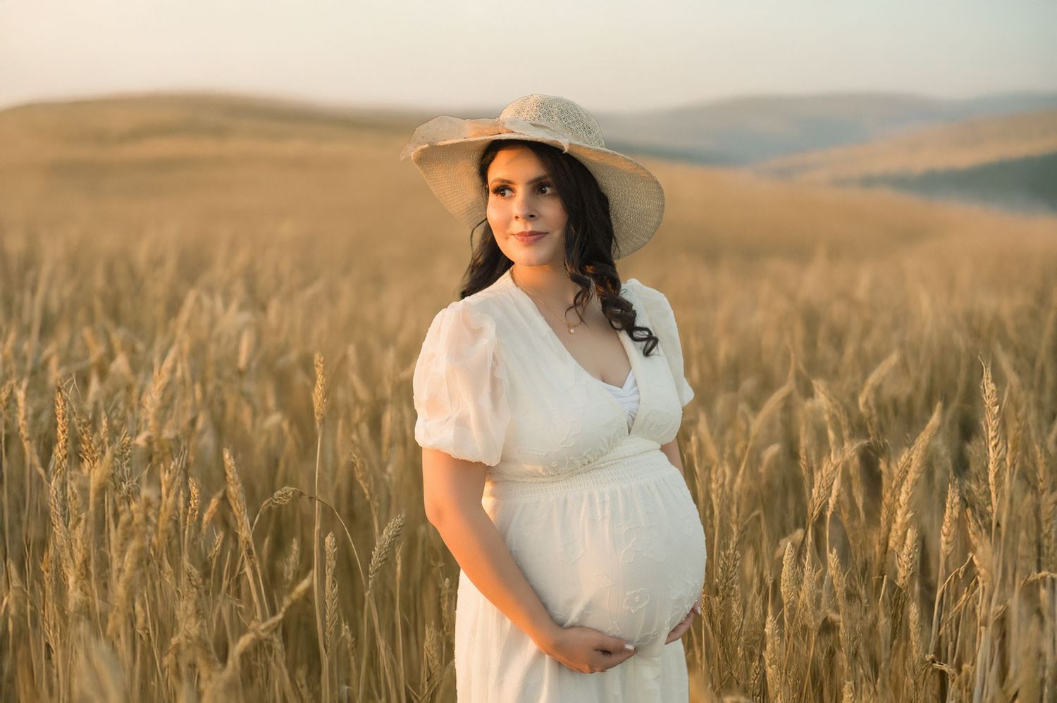 Designer maternity photoshoot – Impresio Studio