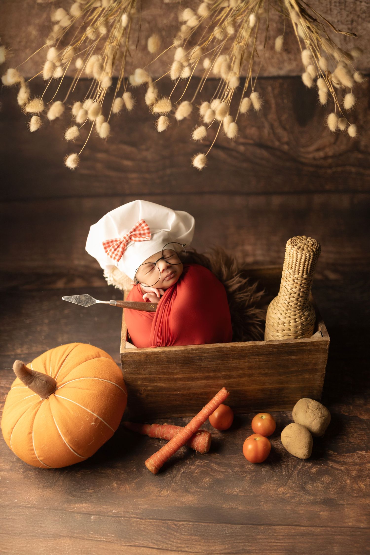Creative new born baby photoshoot with cozy props – Impresio Studio