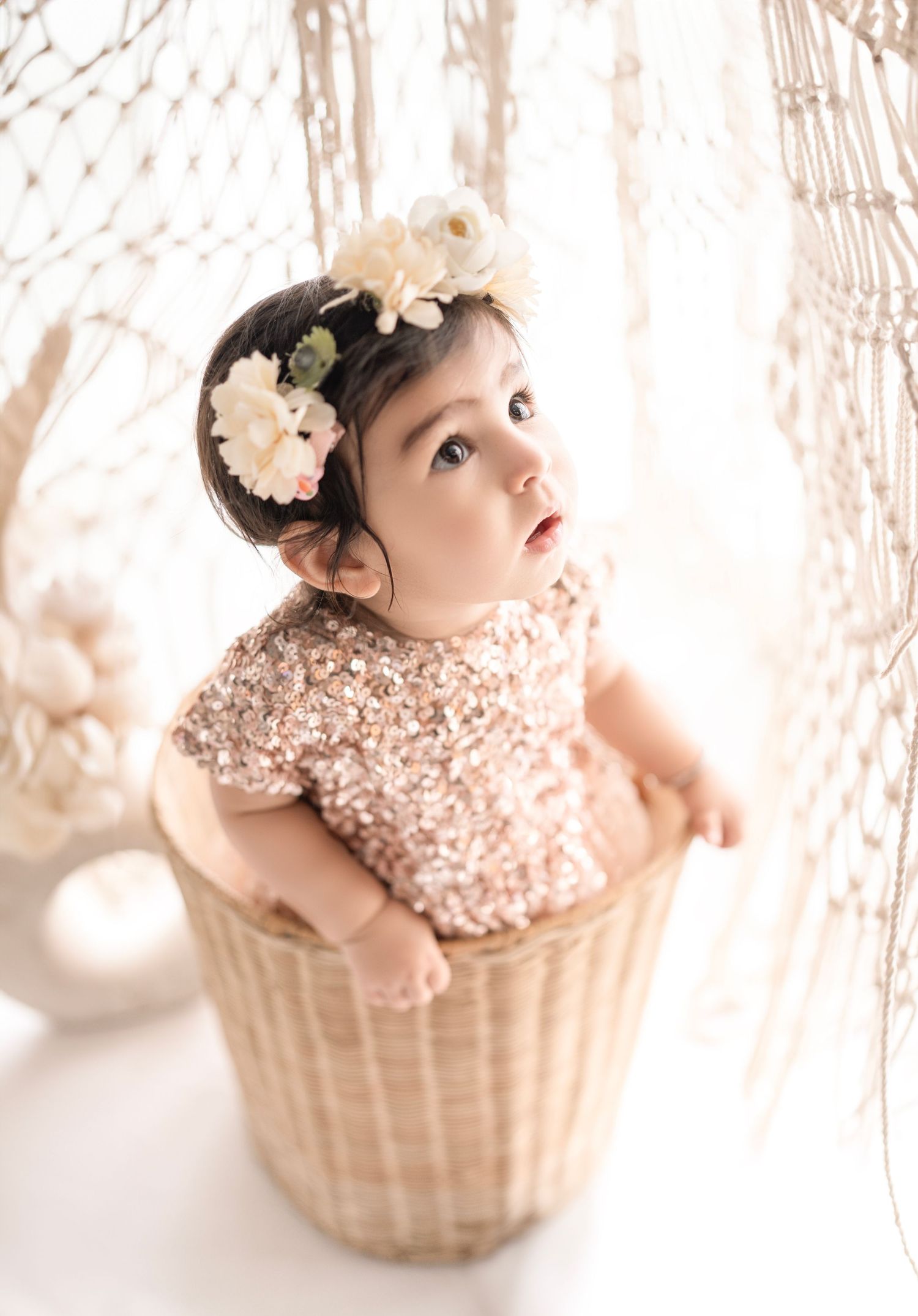 Pre birthday shoot with fairytale and crown styling – Impresio Studio
