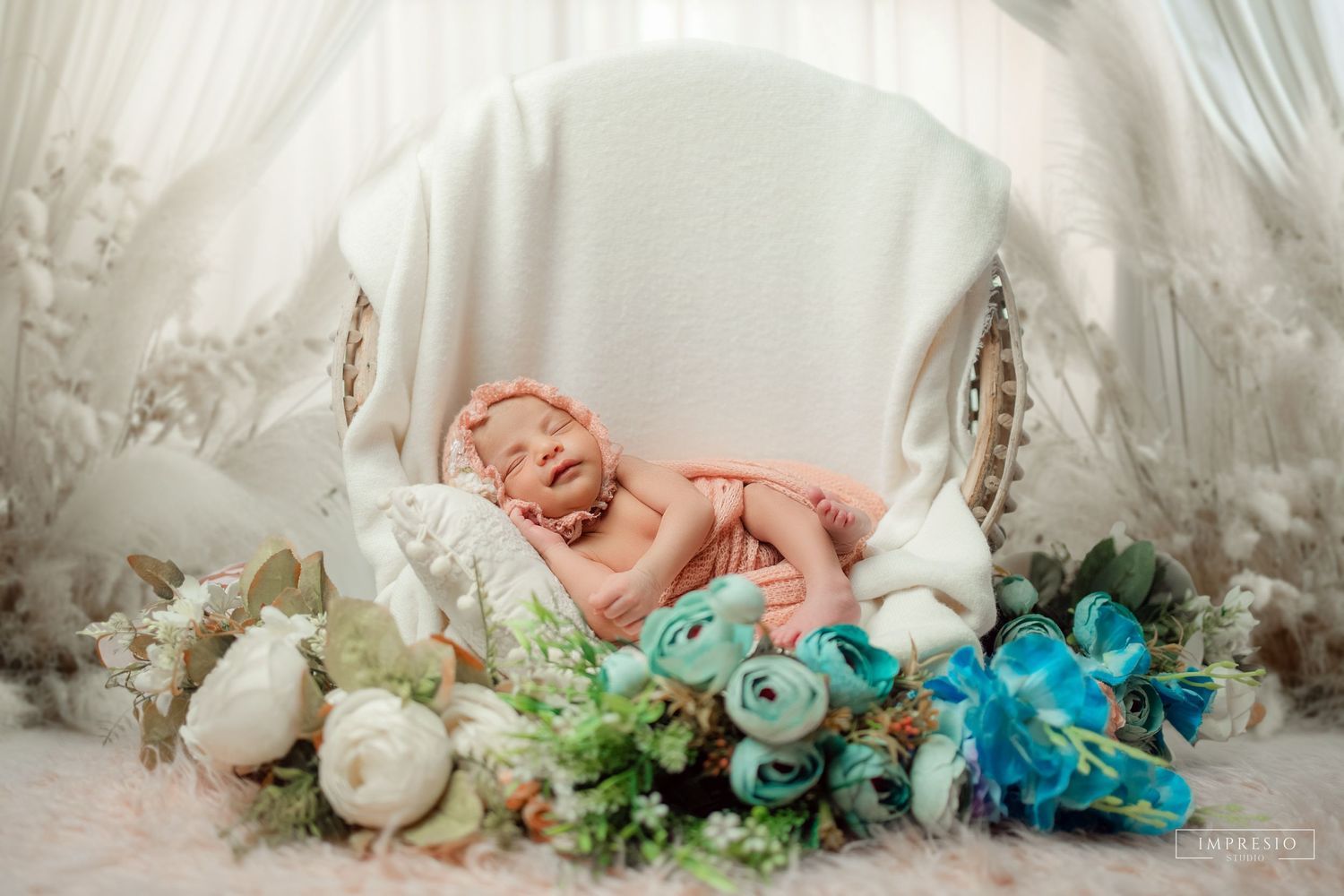 New born baby photoshoot by Impresio Studio – soft pastel setup