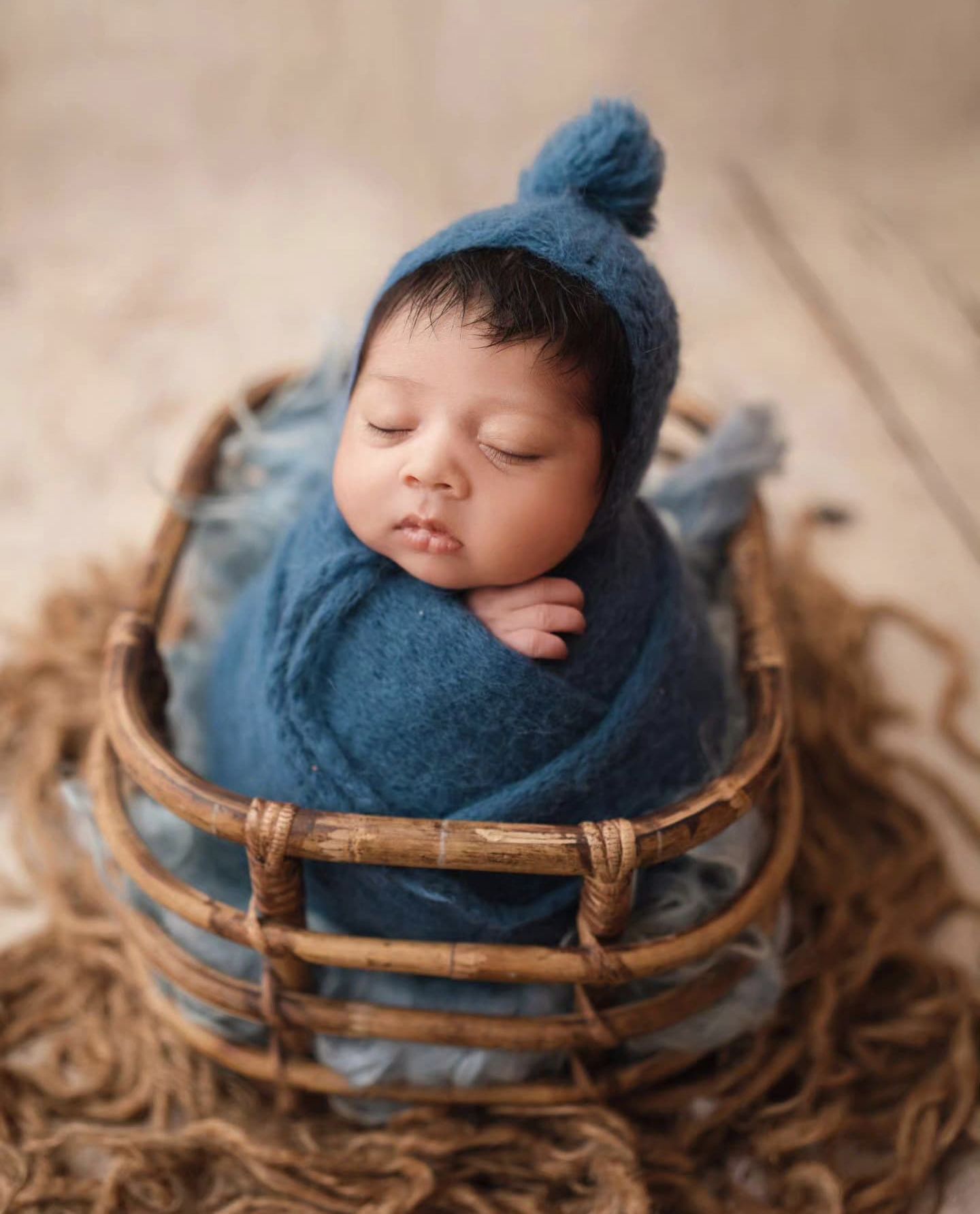 Newborn baby photoshoot with tiny props and wraps – Impresio Studio