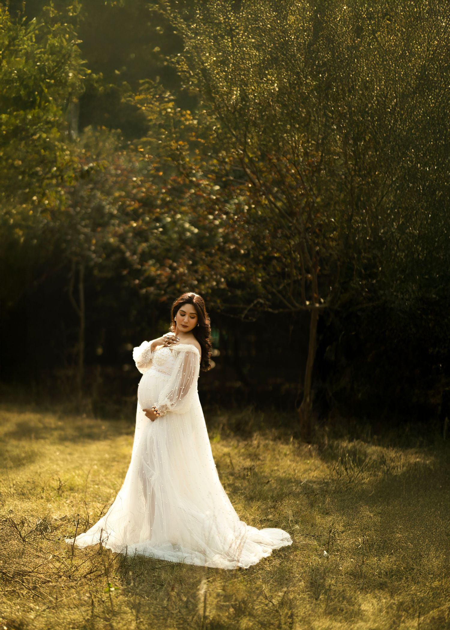 Maternity shoot with fairy tale theme – Impresio Studio