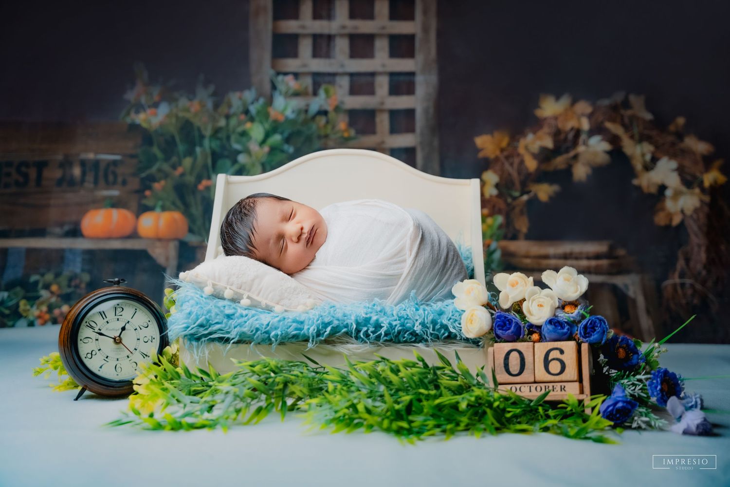Minimal newborn baby photoshoot with pure white backdrop – Impresio Studio