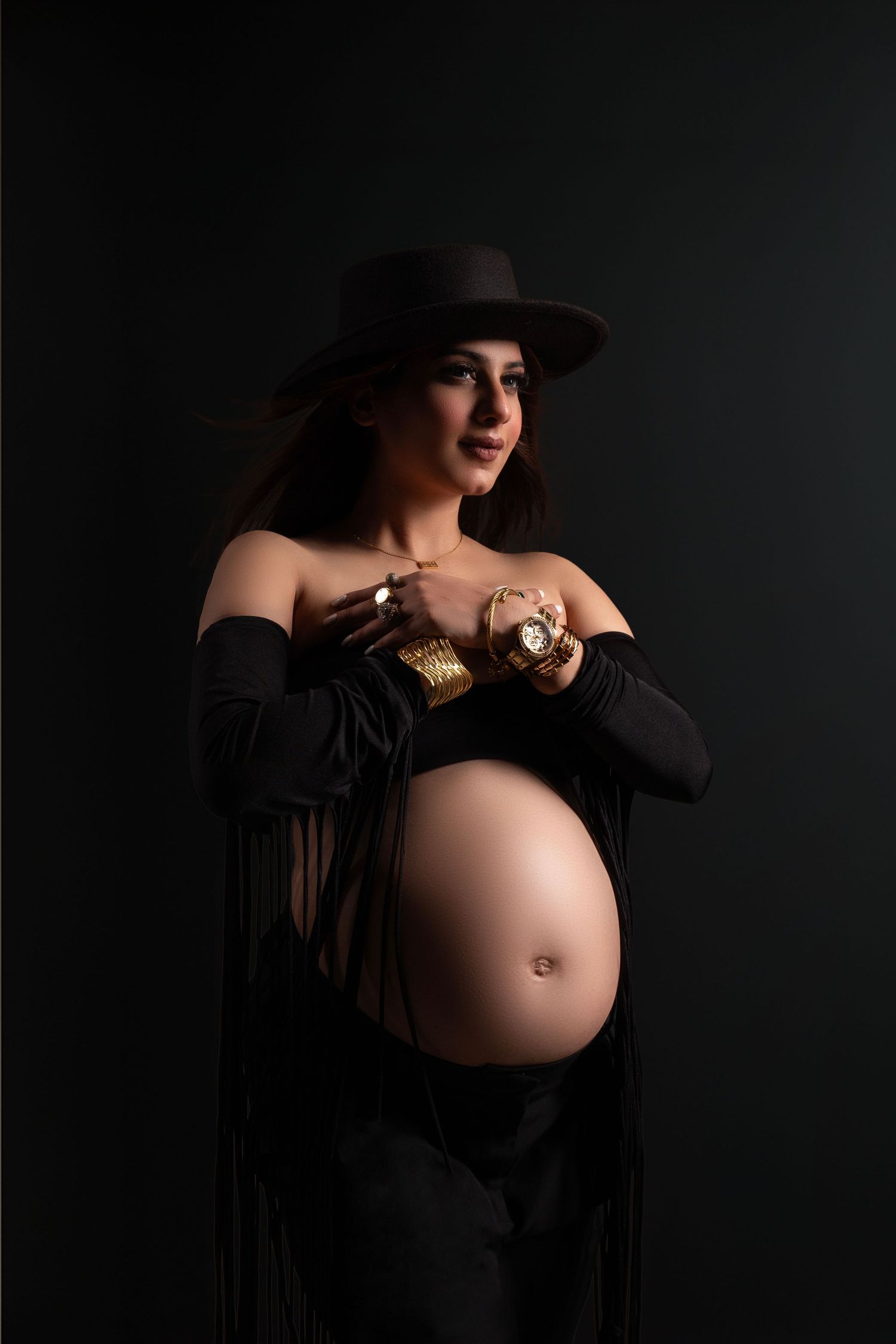 Maternity shoot studio near me – Impresio Studio