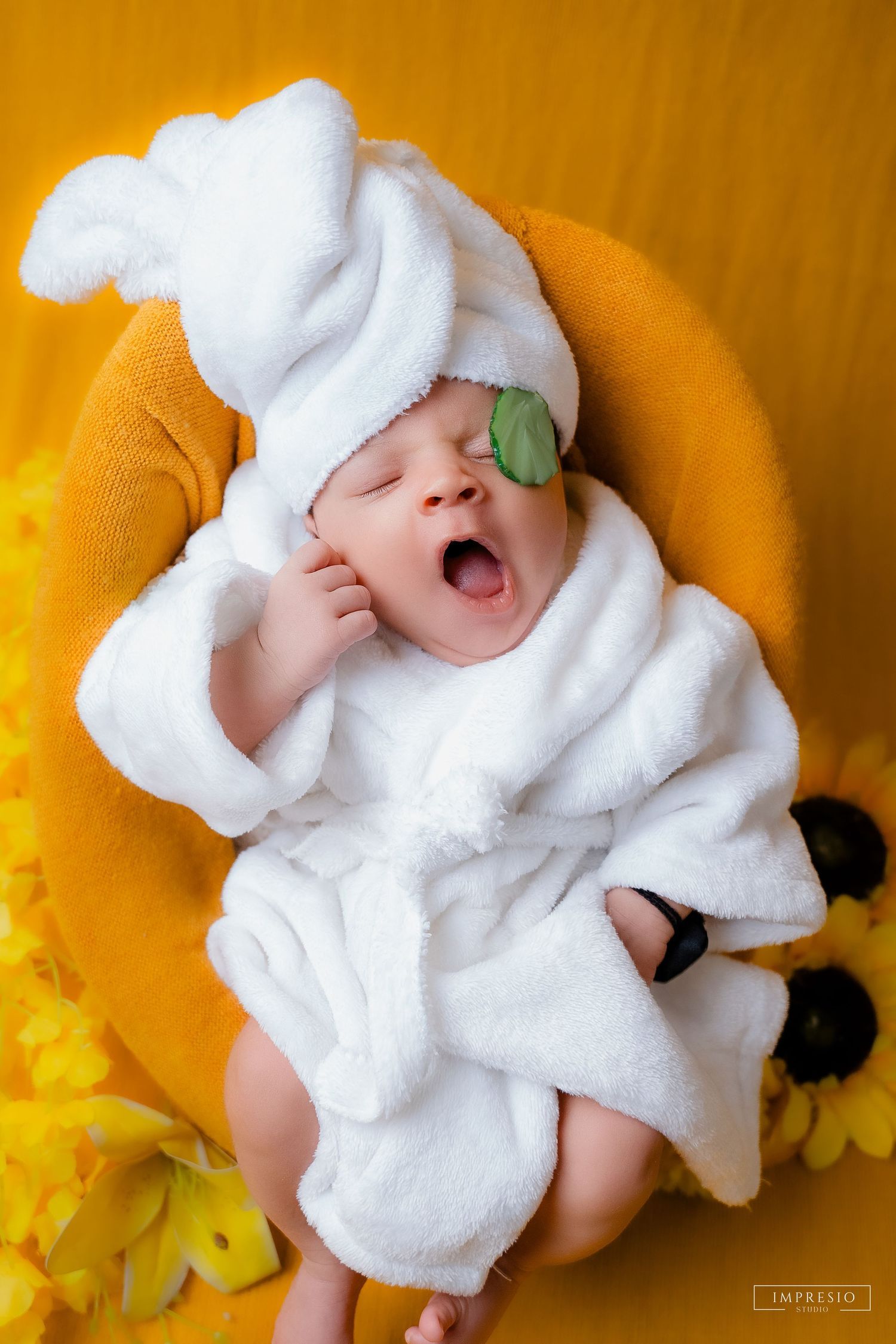 Baby sleeping peacefully during newborn photography session – Impresio Studio