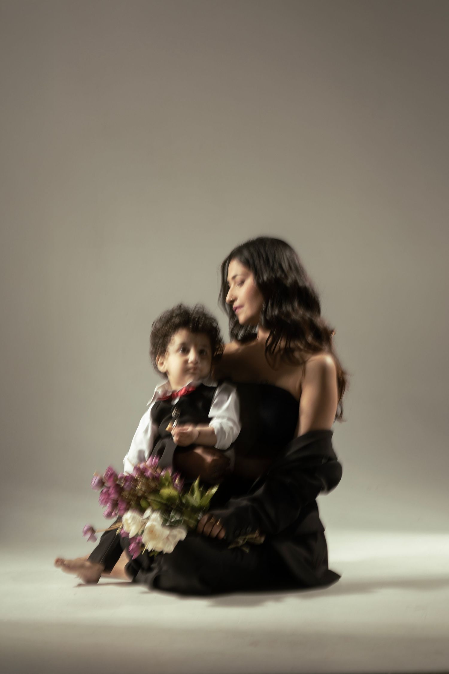 Baby boy pre birthday photoshoot – Impresio Studio classic theme