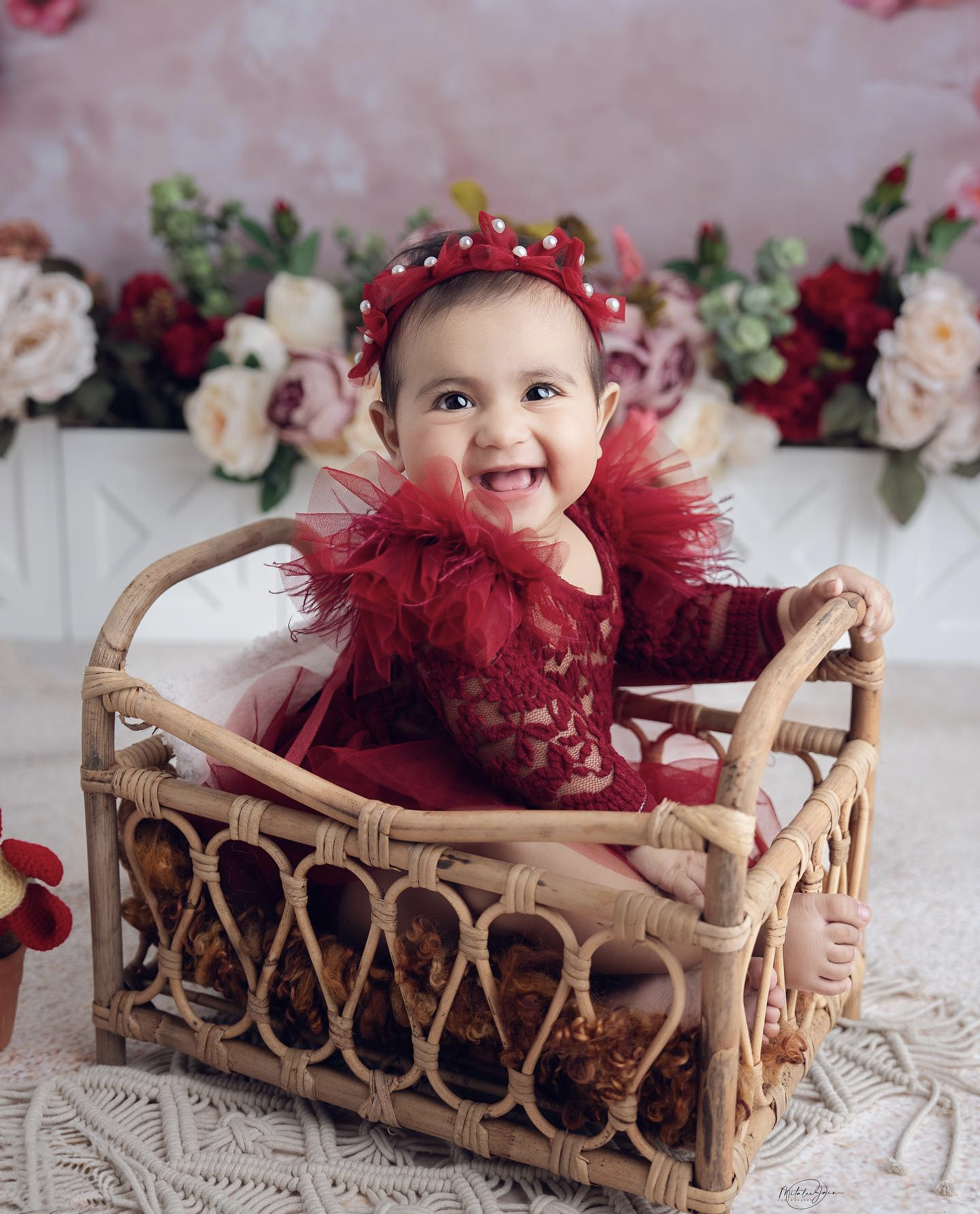 New born baby photoshoot near me – Impresio Studio creative setup