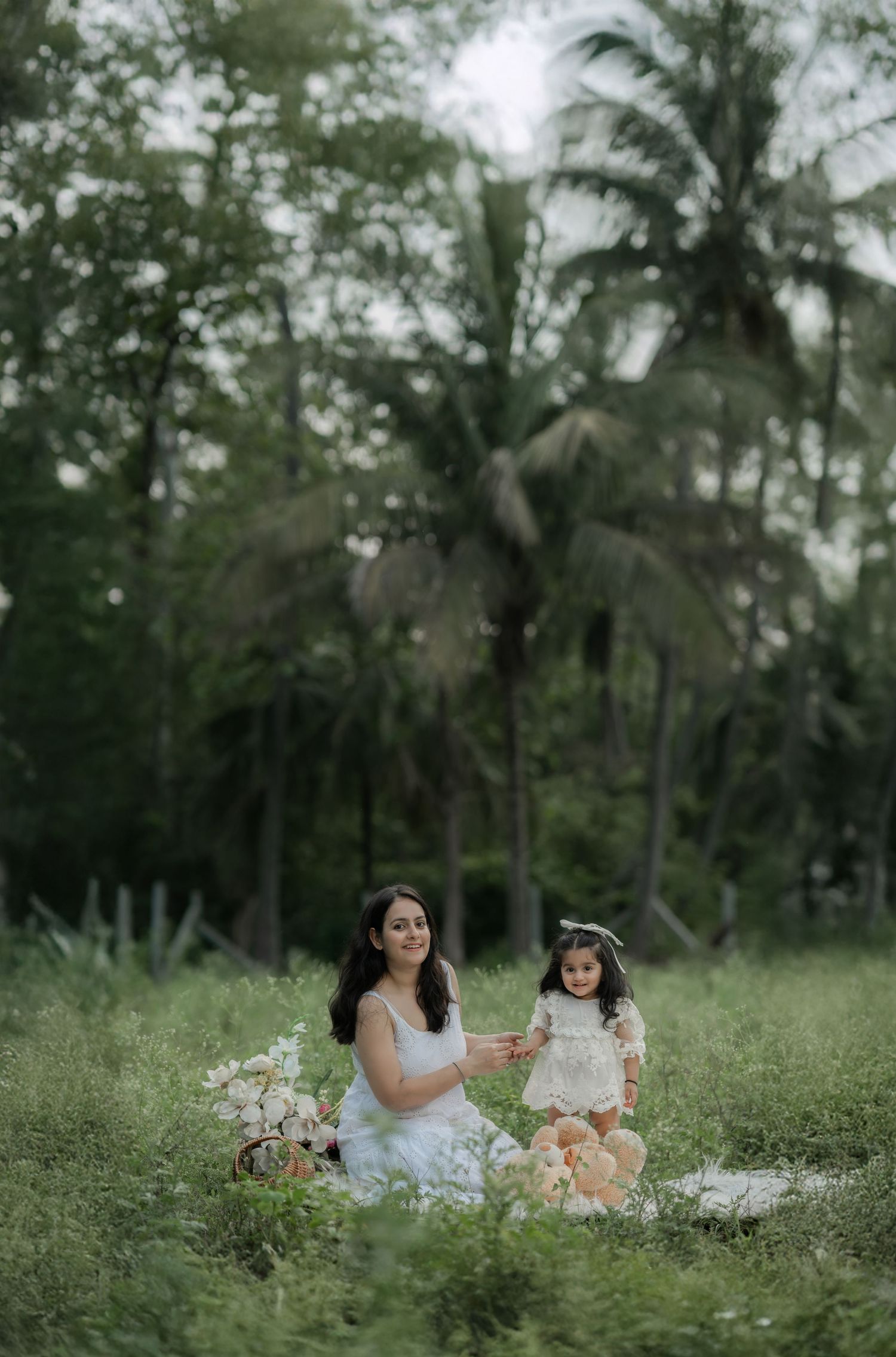 Pre birthday photoshoot with travel theme – Impresio Studio