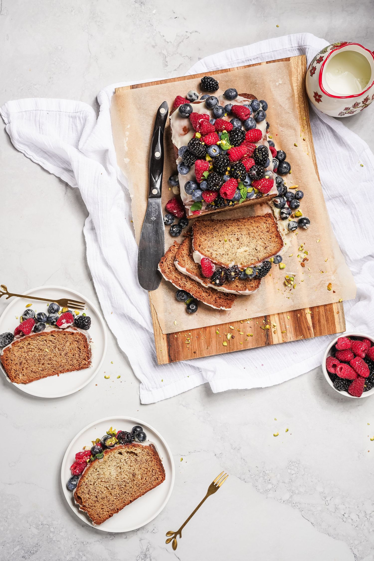 quick bread with berries