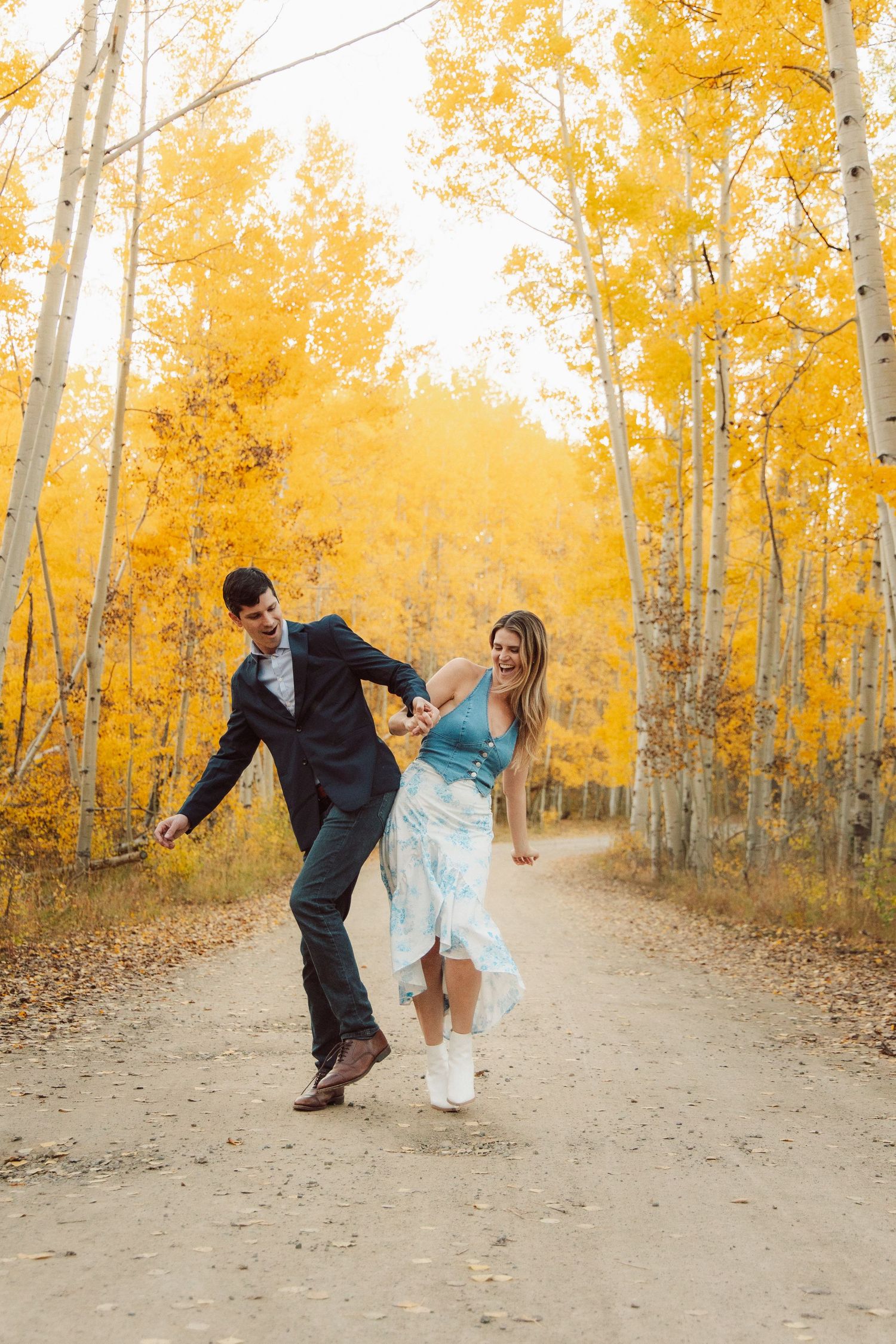 Engagement photography Crested Butte, Colorado fall colors, mountains, aspens