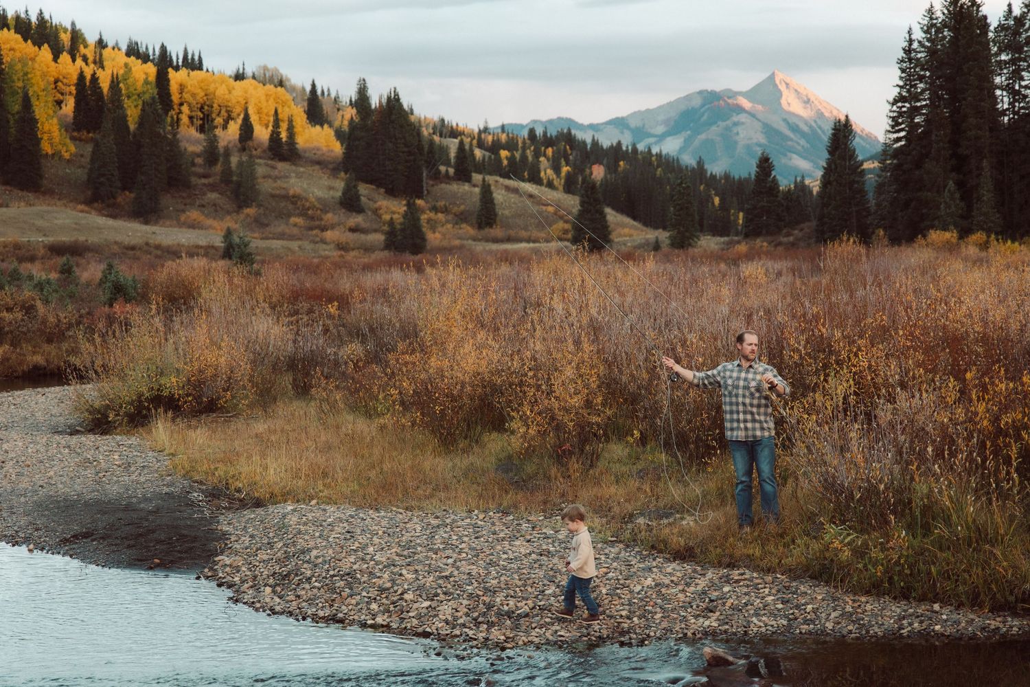 Family photography Crested Butte, Colorado fall colors, mountains, aspens Gothic, Colorado