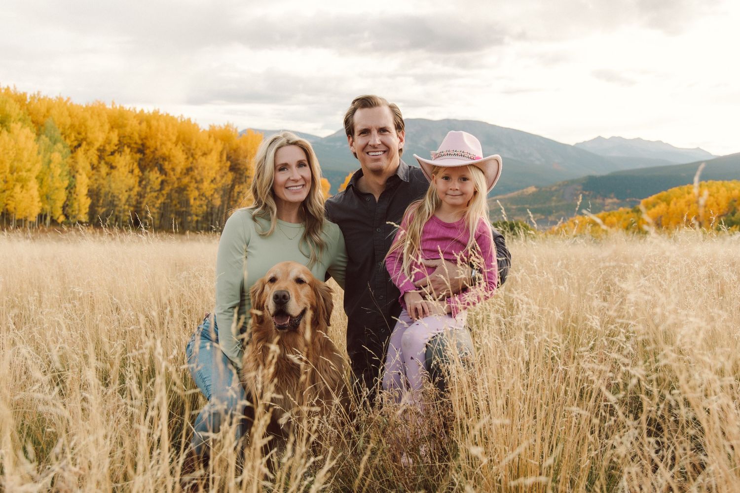 Fall in Crested Butte family photo with dog