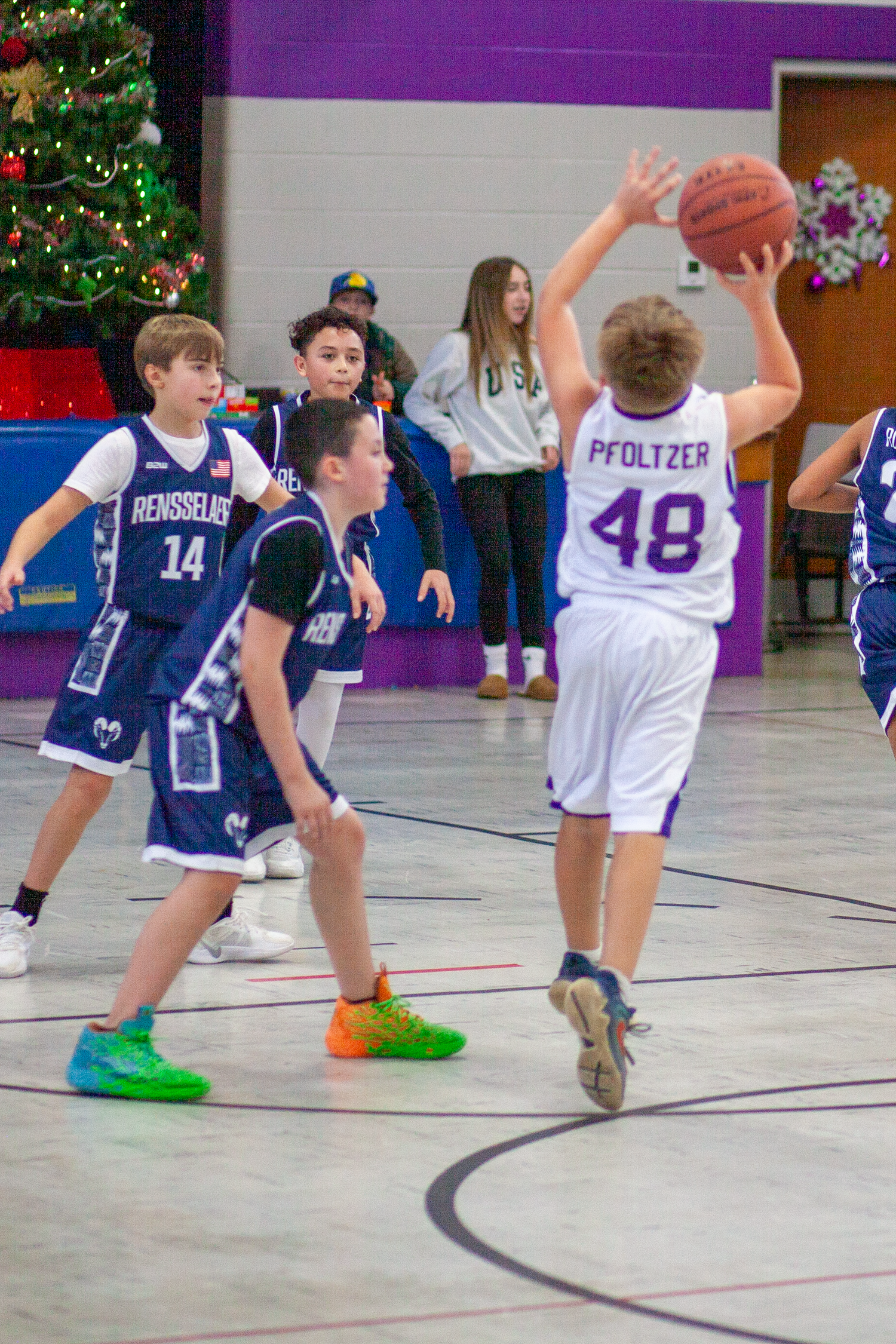Connor passing the ball