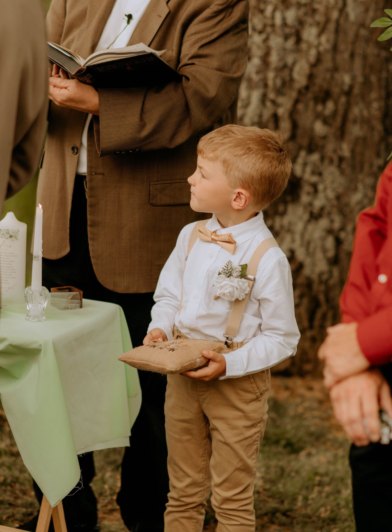 West Virginia wedding photography packages by Miranda Nicole Photo + Video, offering timeless, heartfelt coverage of your special day.