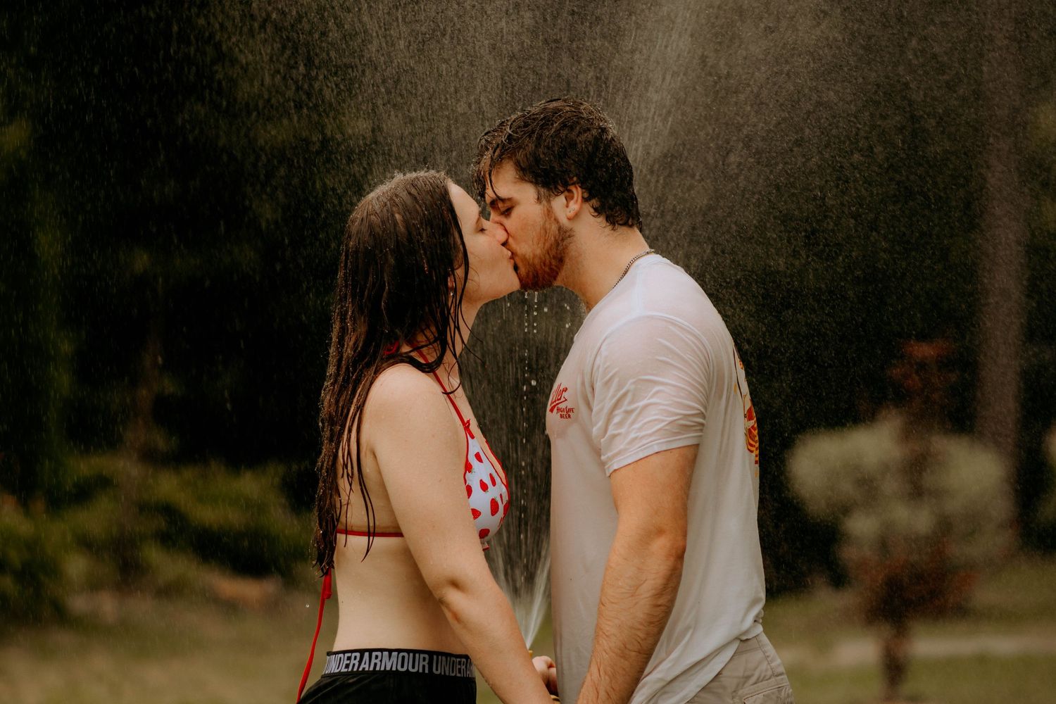 Couples photographer serving Wheeling WV – Miranda Nicole Photo + Video captures romantic, candid moments with warmth and authenticity.
