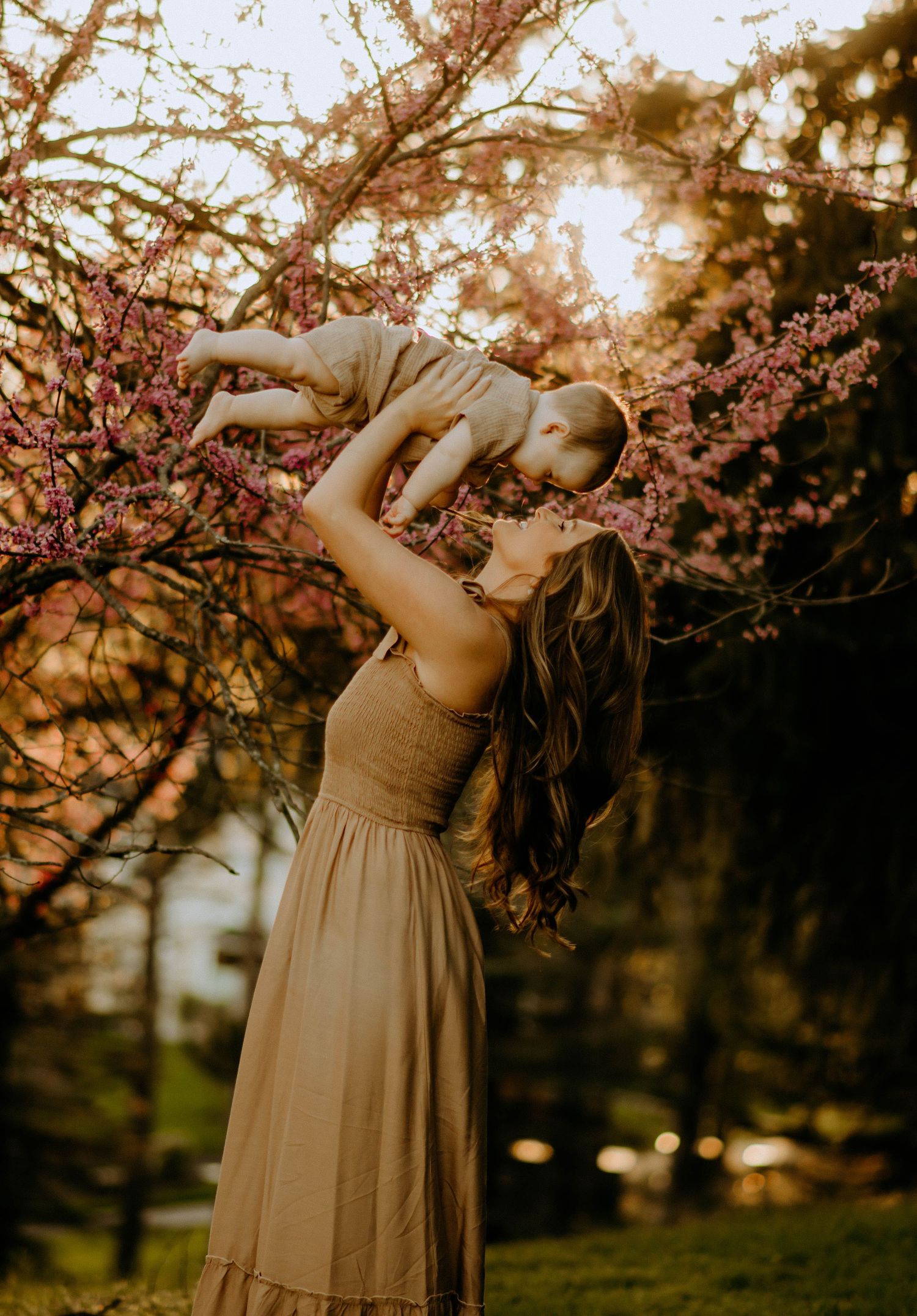 Family photography in the Ohio Valley by Miranda Nicole Photo + Video, capturing real connection and timeless moments for every family.