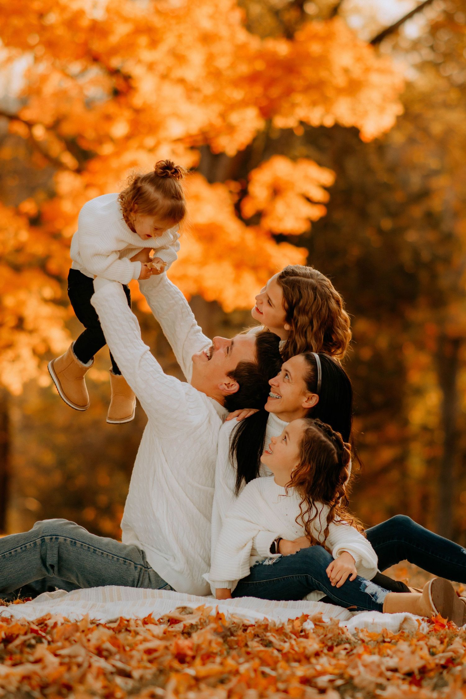 Fall family portraits in Pittsburgh PA by Miranda Nicole Photo + Video, capturing warm, candid moments in beautiful seasonal settings.