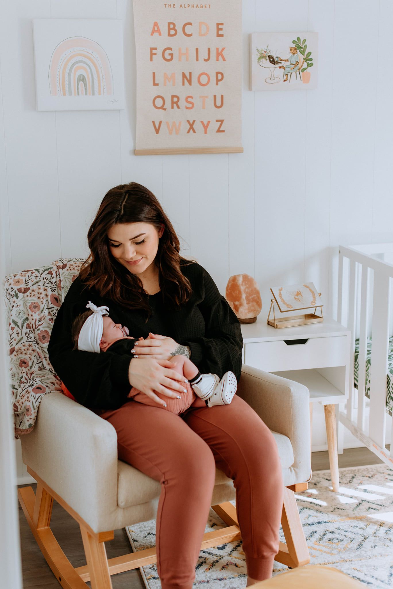 Newborn photographer in Wheeling WV – Miranda Nicole Photo + Video captures soft, emotional images of your baby’s earliest moments.