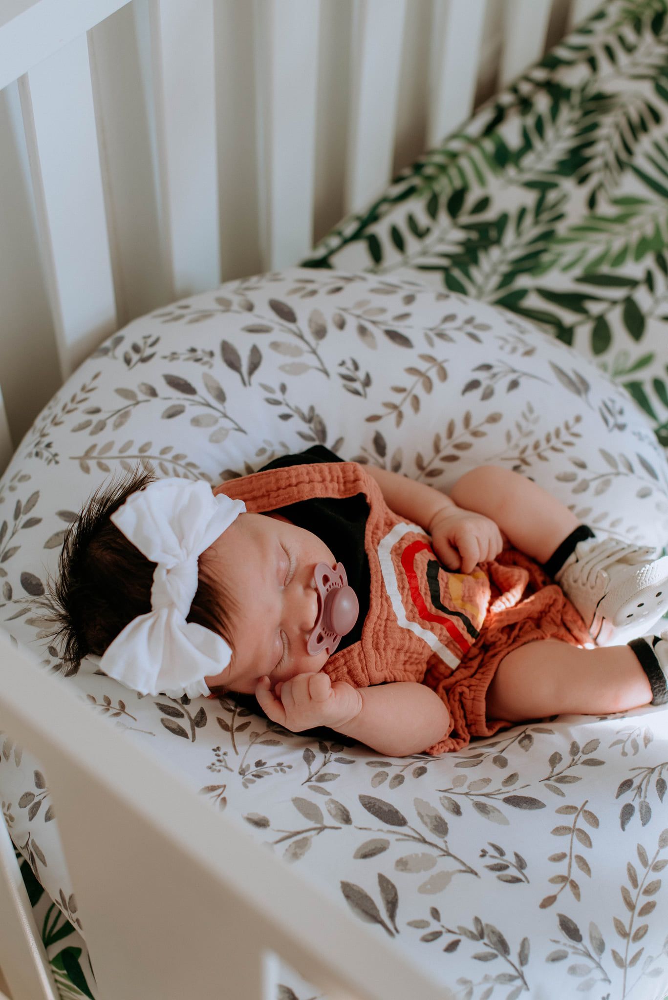 Newborn photography in the Ohio Valley by Miranda Nicole Photo + Video, capturing soft, emotional moments with natural light and care.