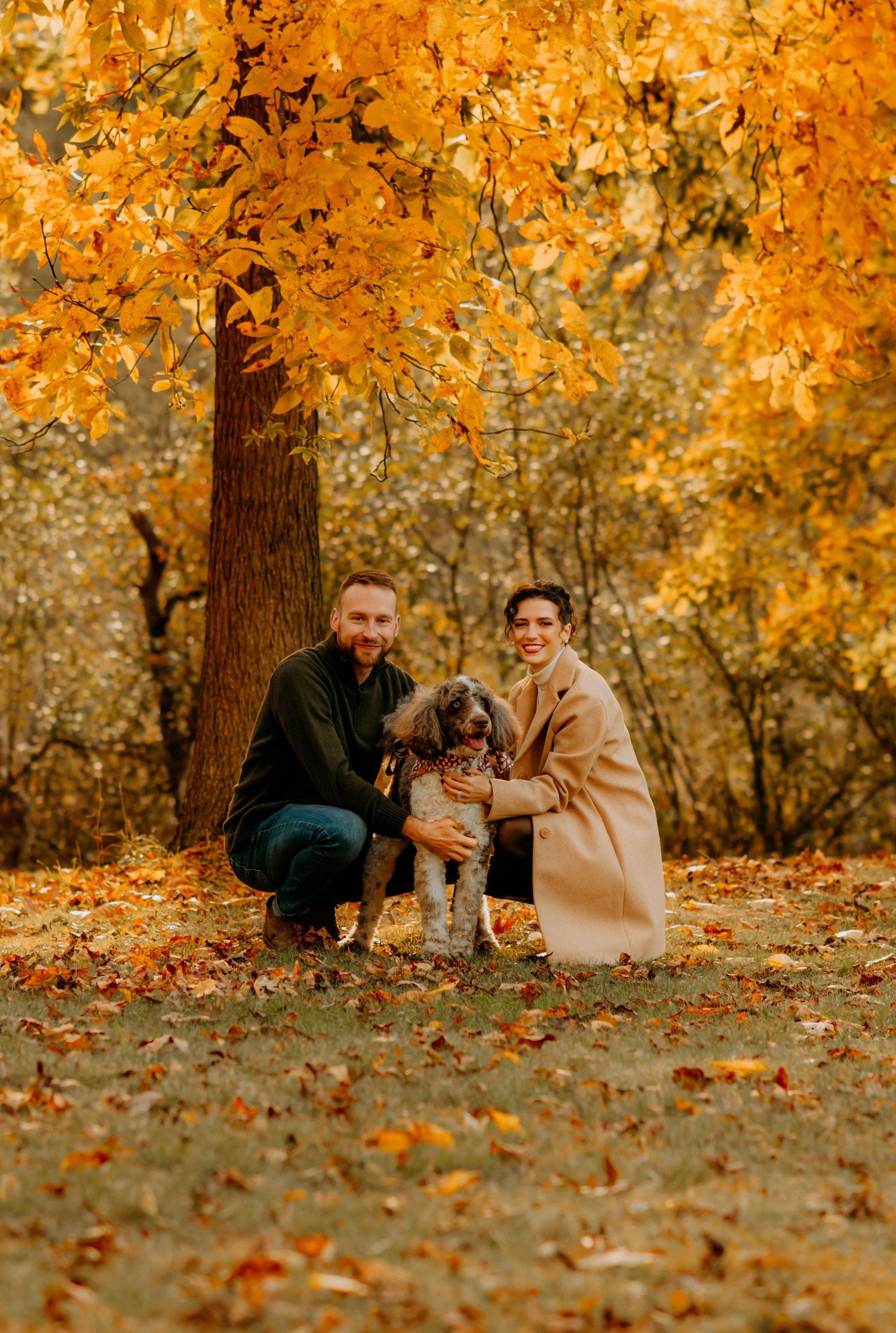 Top couples photographer in Pittsburgh Pennsylvania – Miranda Nicole Photo + Video captures romantic, authentic moments with timeless style.
