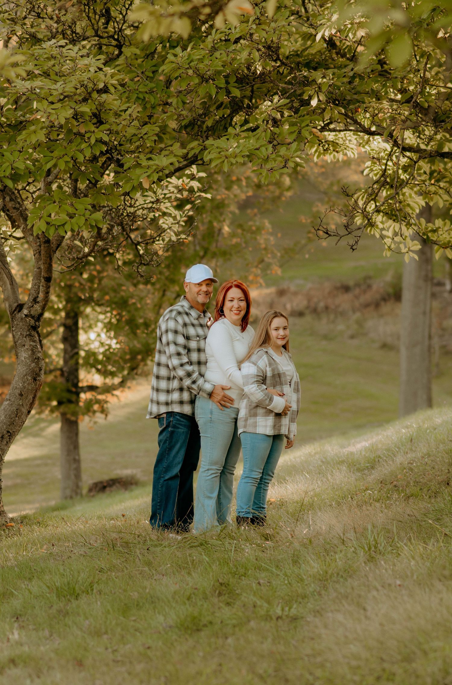 Natural light family photographer in Wheeling WV – Miranda Nicole Photo + Video captures warm, candid moments with authentic connection.