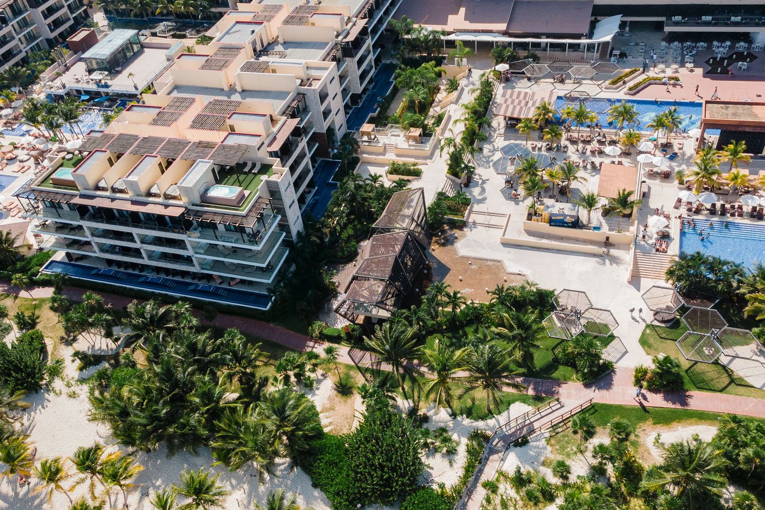 Royalton Riviera Cancun Wedding drone picture