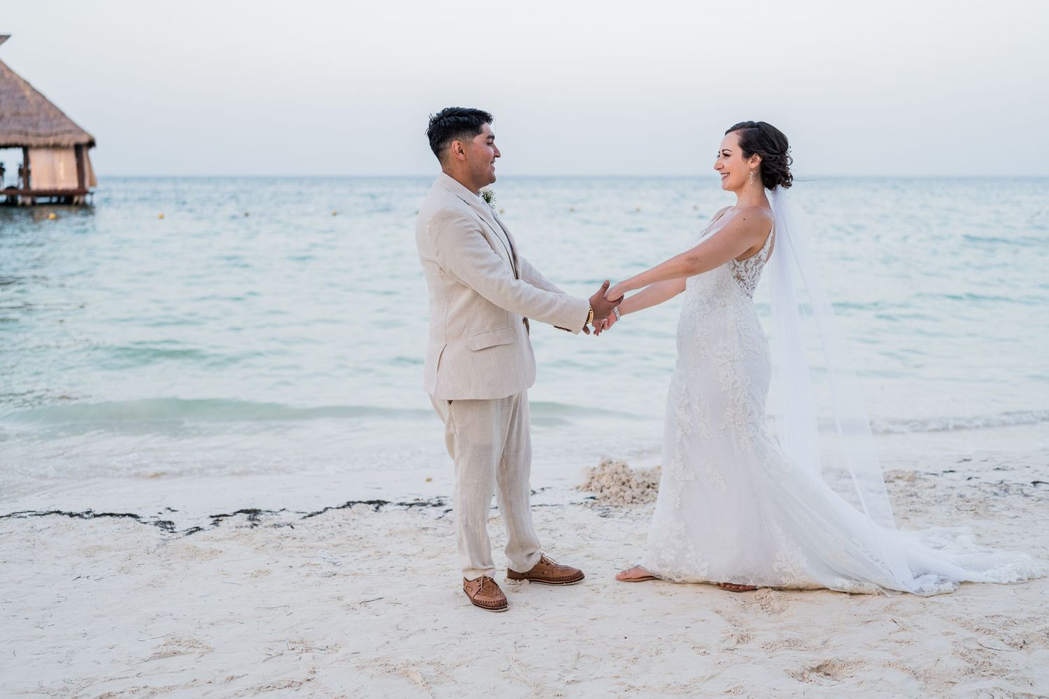 Dreams Vista Cancun Resort & Spa wedding bride and groom photoshoot