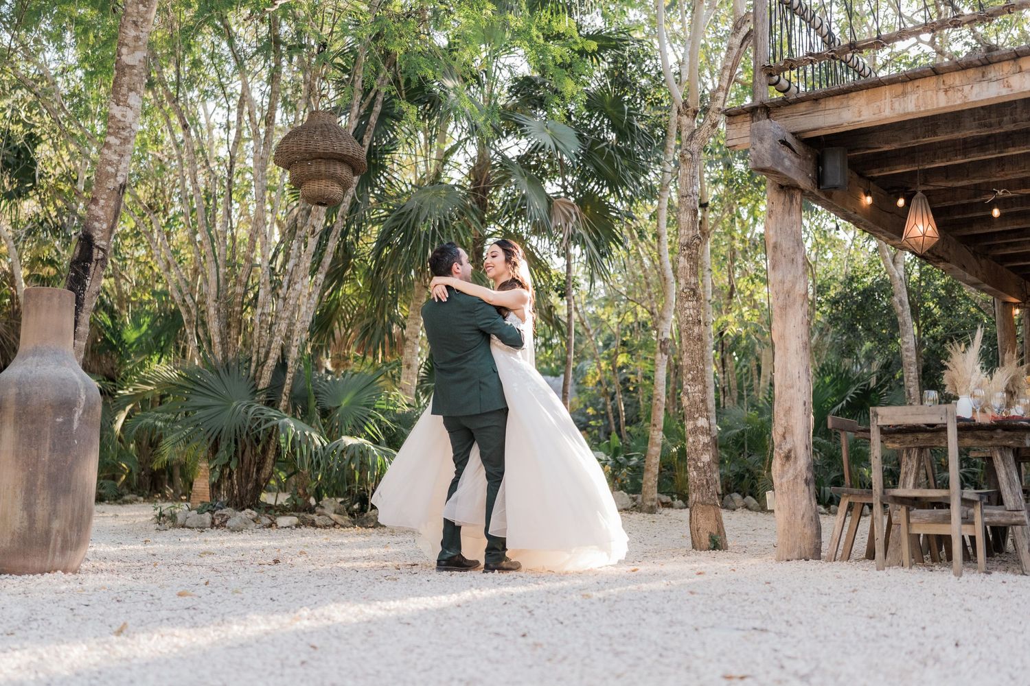 vesica tulum wedding couple photos