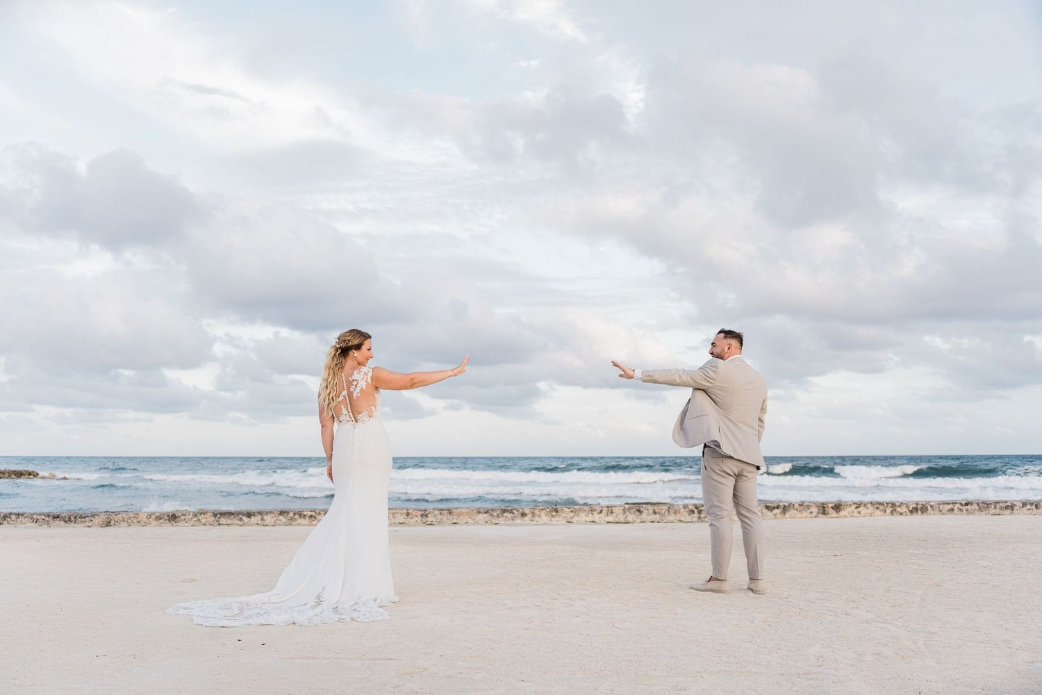 beach wedding photographer