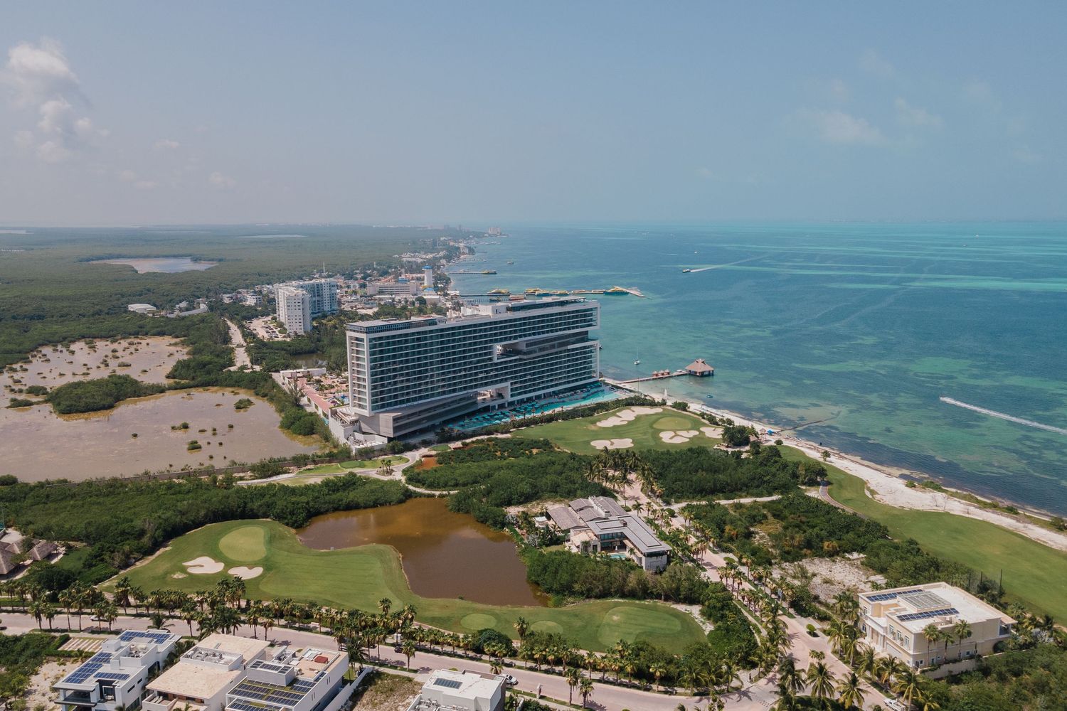 Dreams Vista Cancun Resort & Spa drone picture
