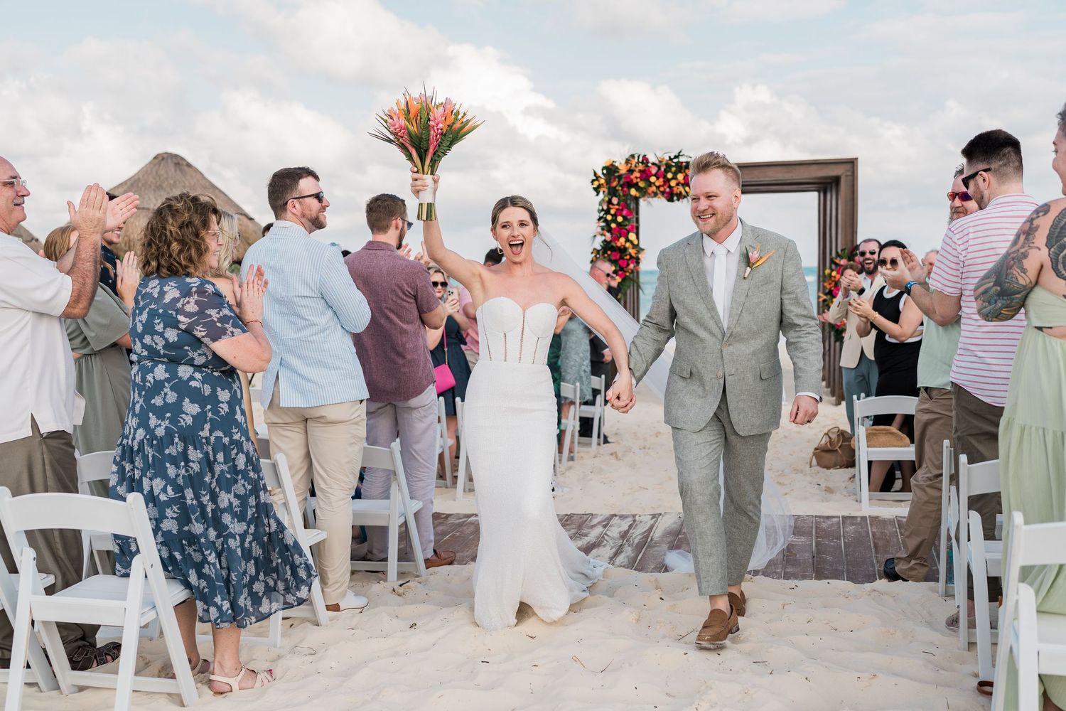 Authentic documentary wedding photography style in Cancun and Los Cabos