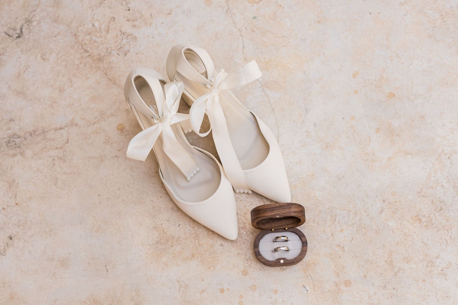 vesica tulum wedding bride getting ready