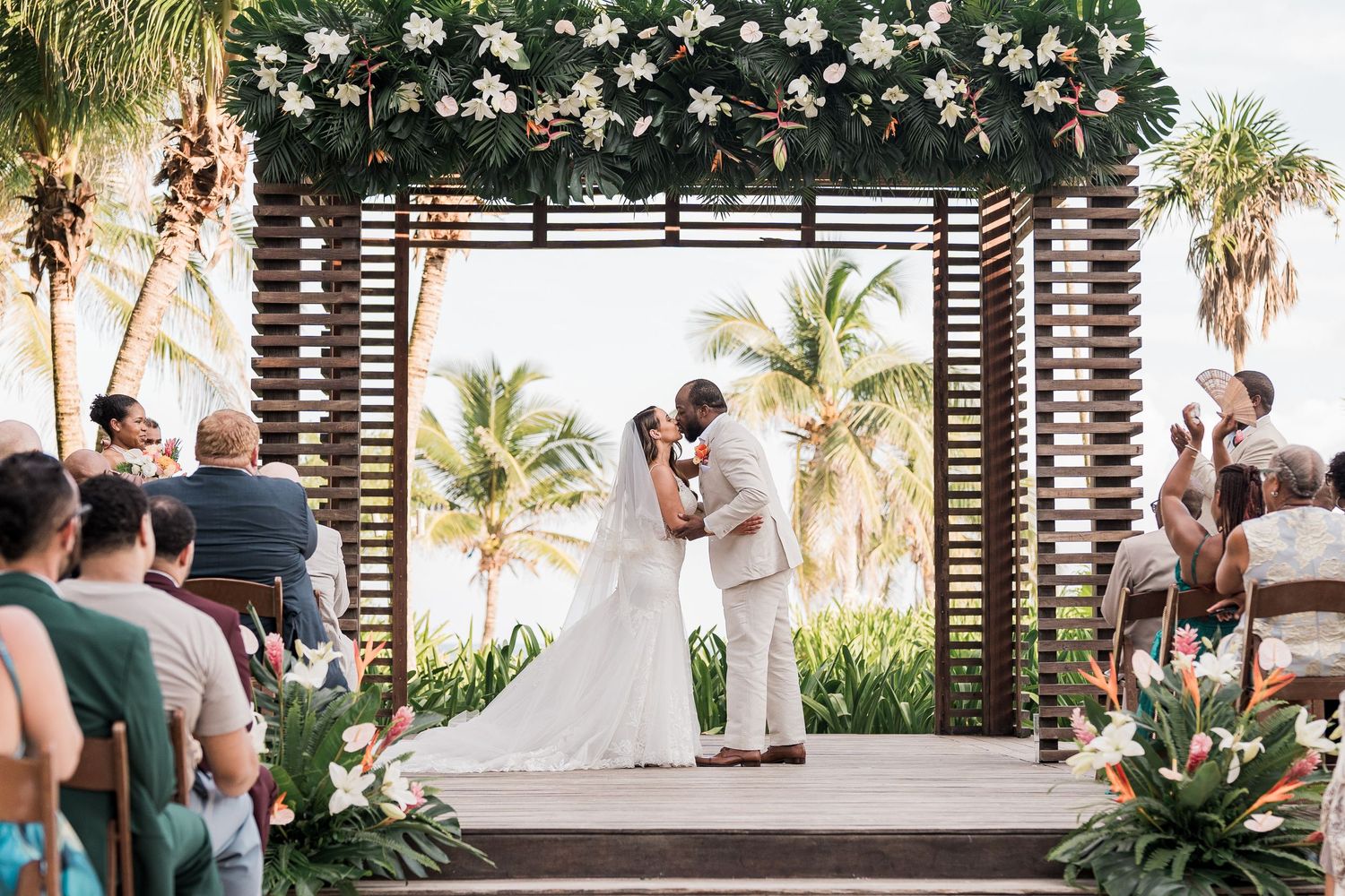 unico 2087 wedding