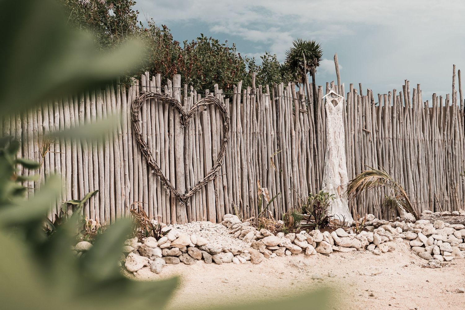 CANCUN, RIVIERA MAYA AND TULUM DESTINATION WEDDING INSPIRATION GUIDE