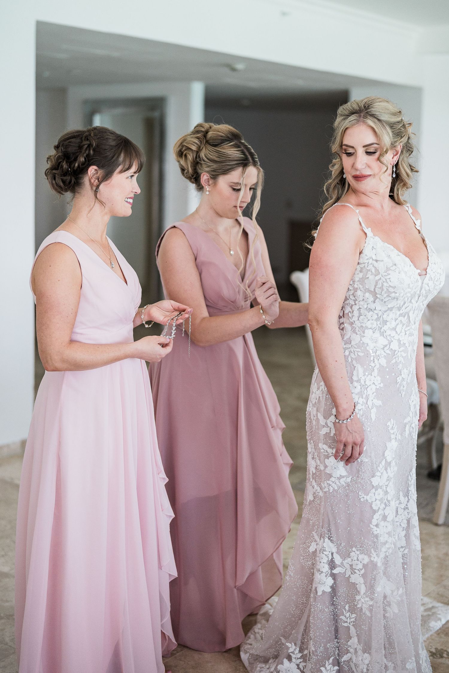 Sandos Cancun wedding