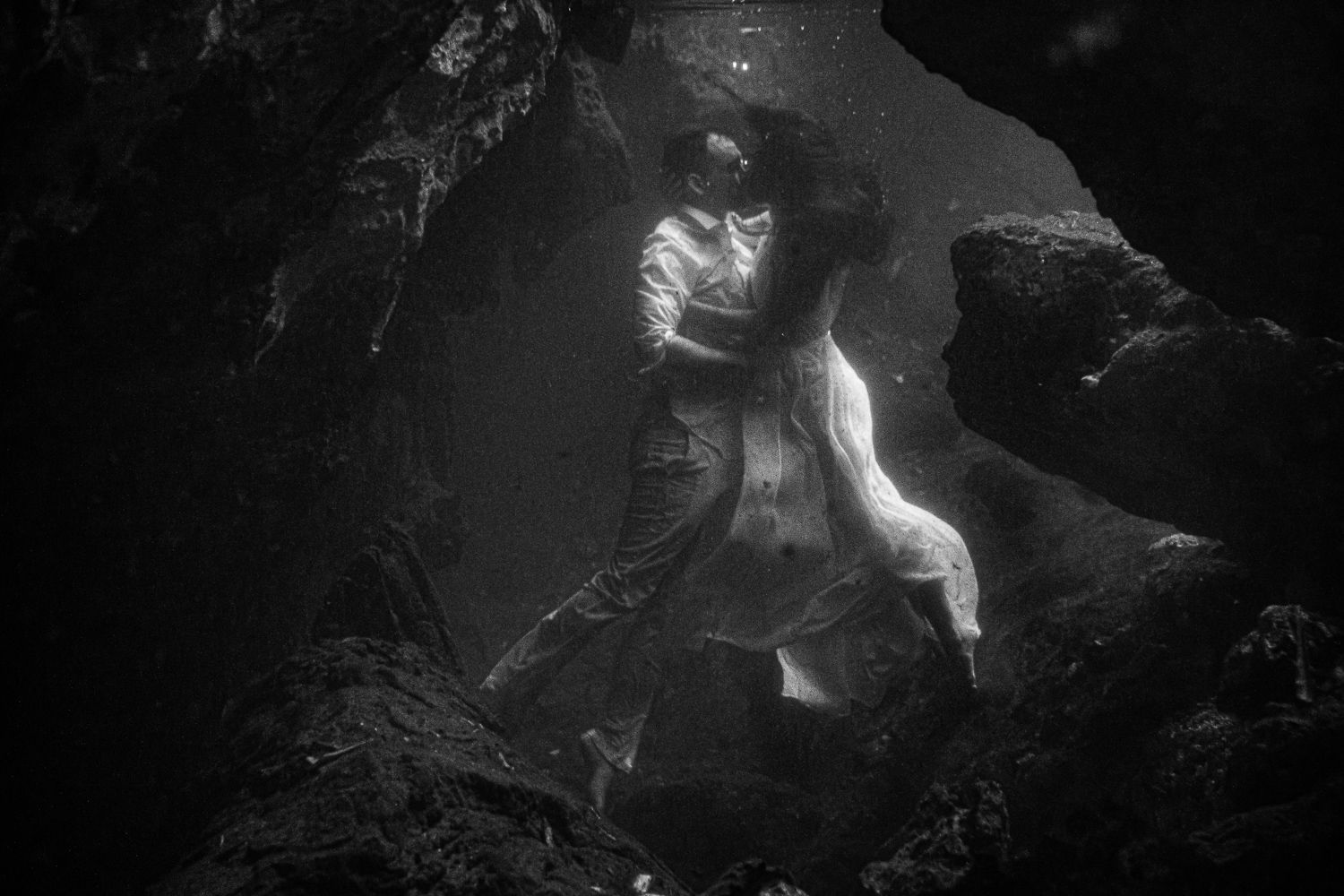 tulum cenote underwater photoshoot