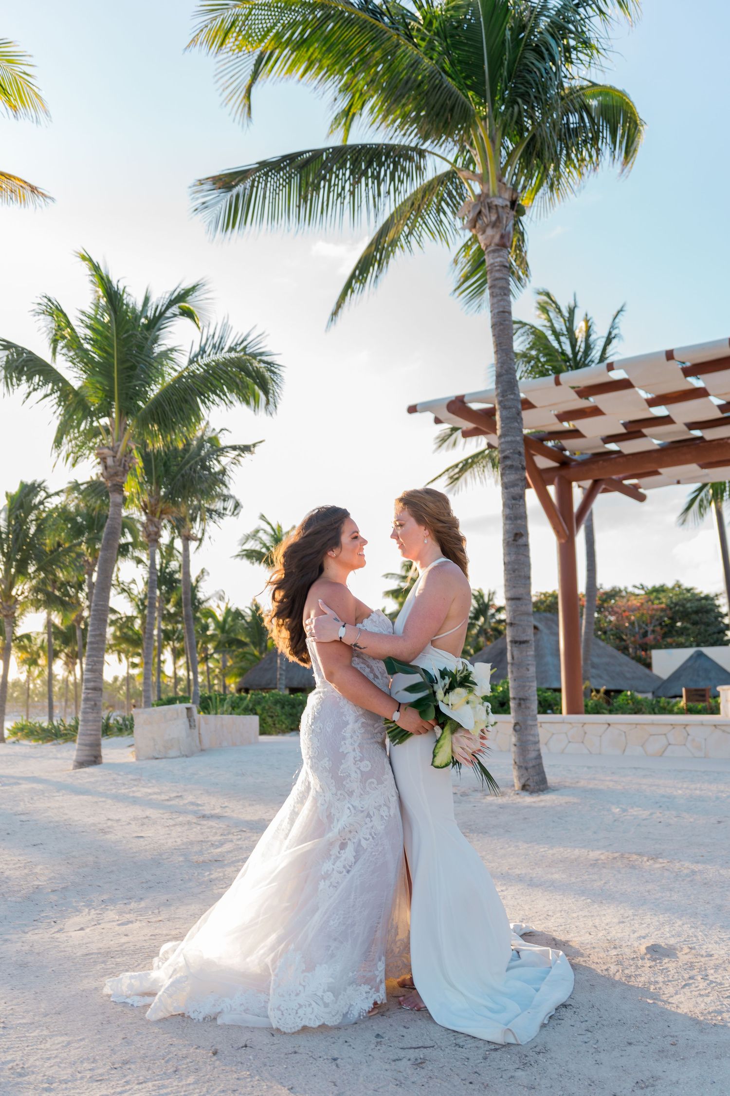 Barceló Maya Palace wedding brides photoshoot